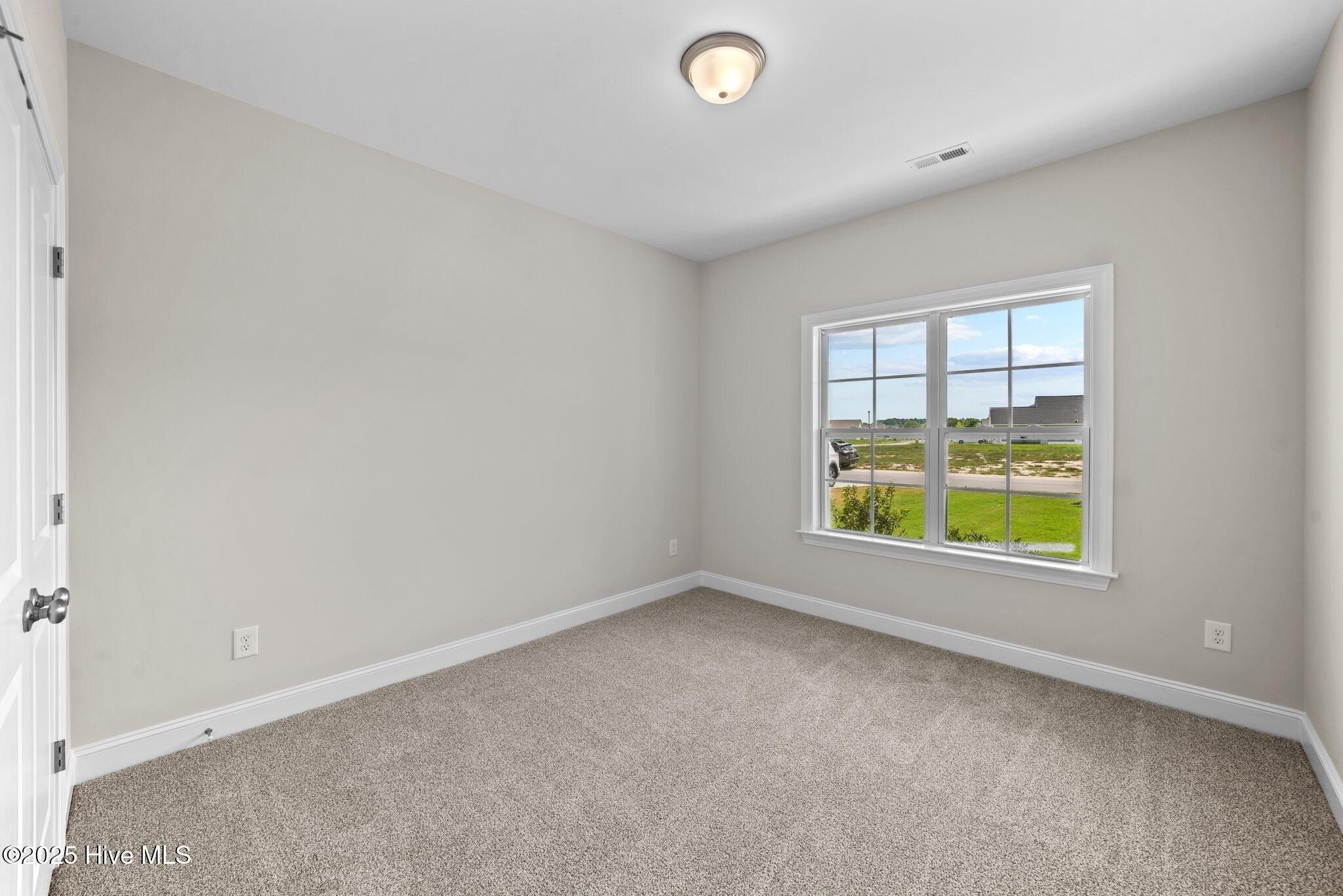 Honeysuckle Drive. Winterville, NC 28590