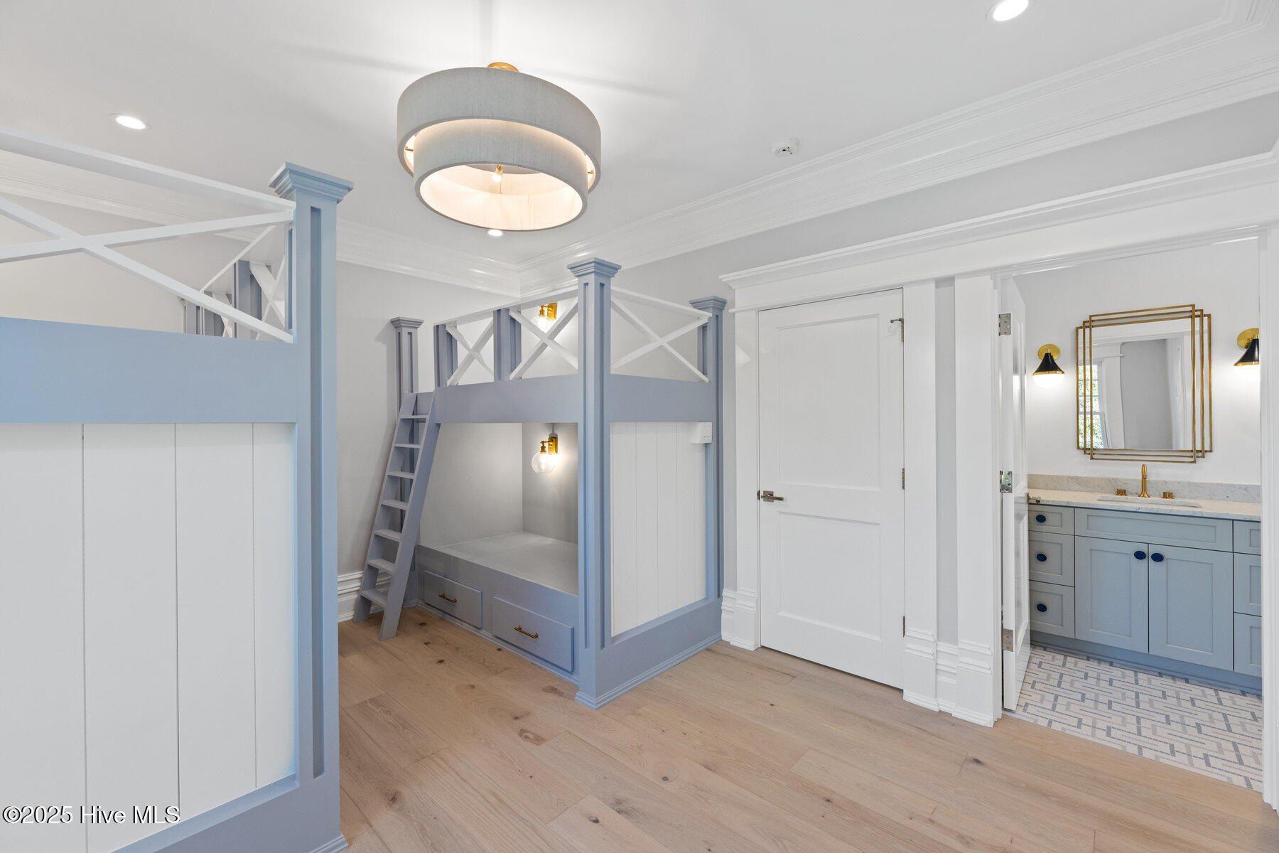 548 Chicamacomico Way. Bald Head Island, NC 28461