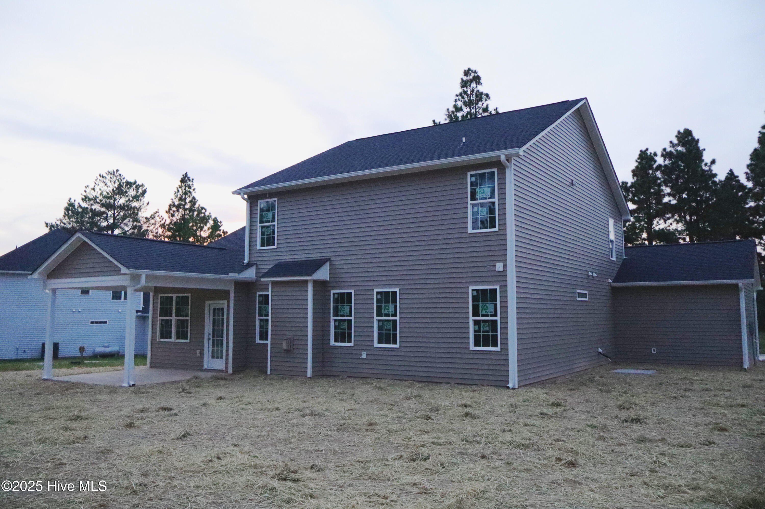 812 Winds Way. Aberdeen, NC 28315