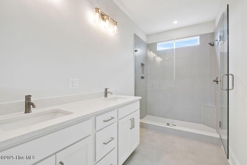 5209 Moonshell Loop Lot 1042. Wilmington, NC 28412