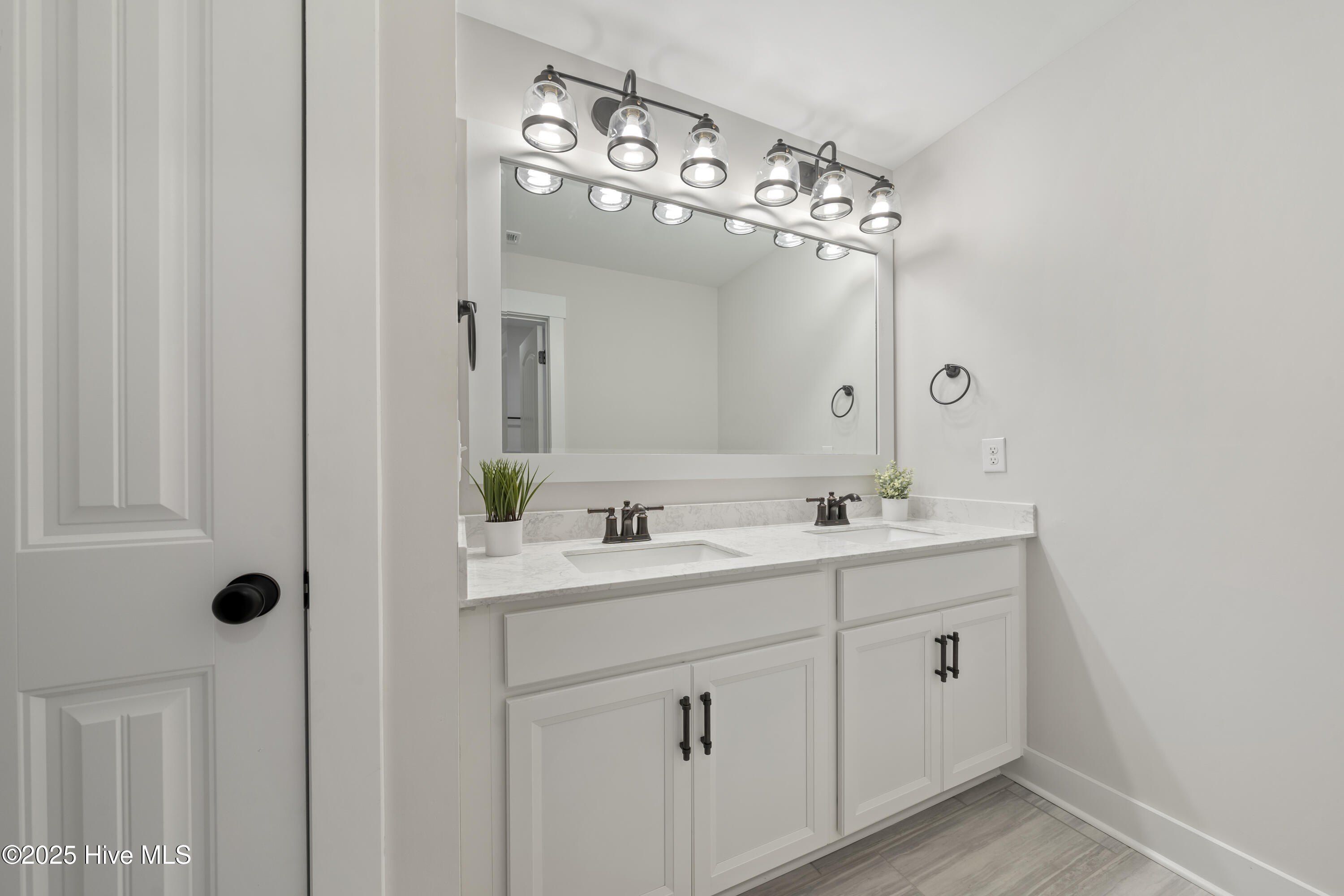 523 Country Club Villa Drive. Shallotte, NC 28470