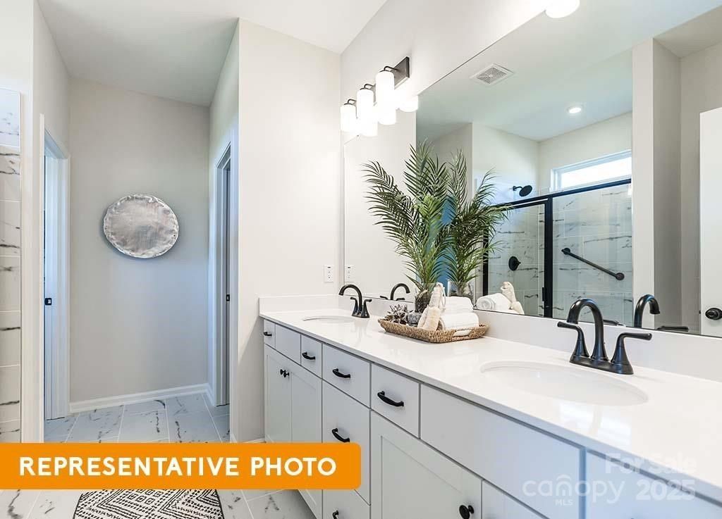 2006 Gibb Crossing. Monroe, NC 28110