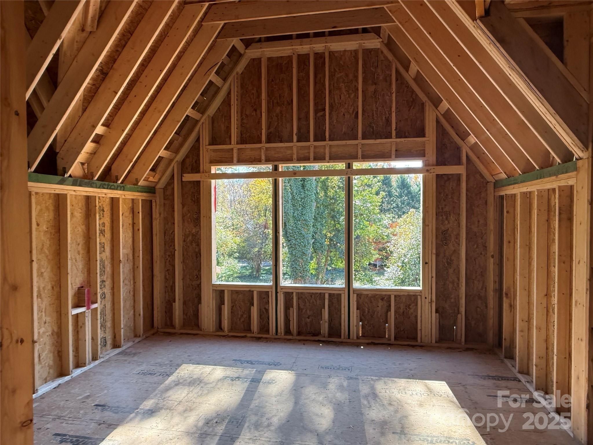 110 Hunter Lane. Charlotte, NC 28211