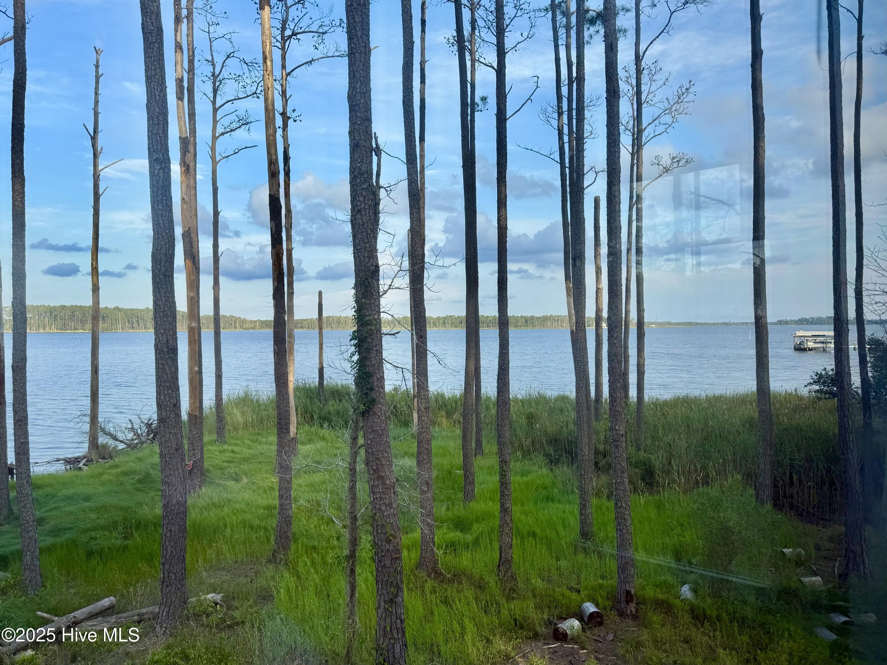 110 Morning Glory Lane. Aurora, NC 27806