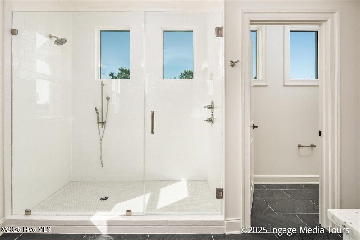 90 Pinewood Cove. Snow Hill, NC 28580