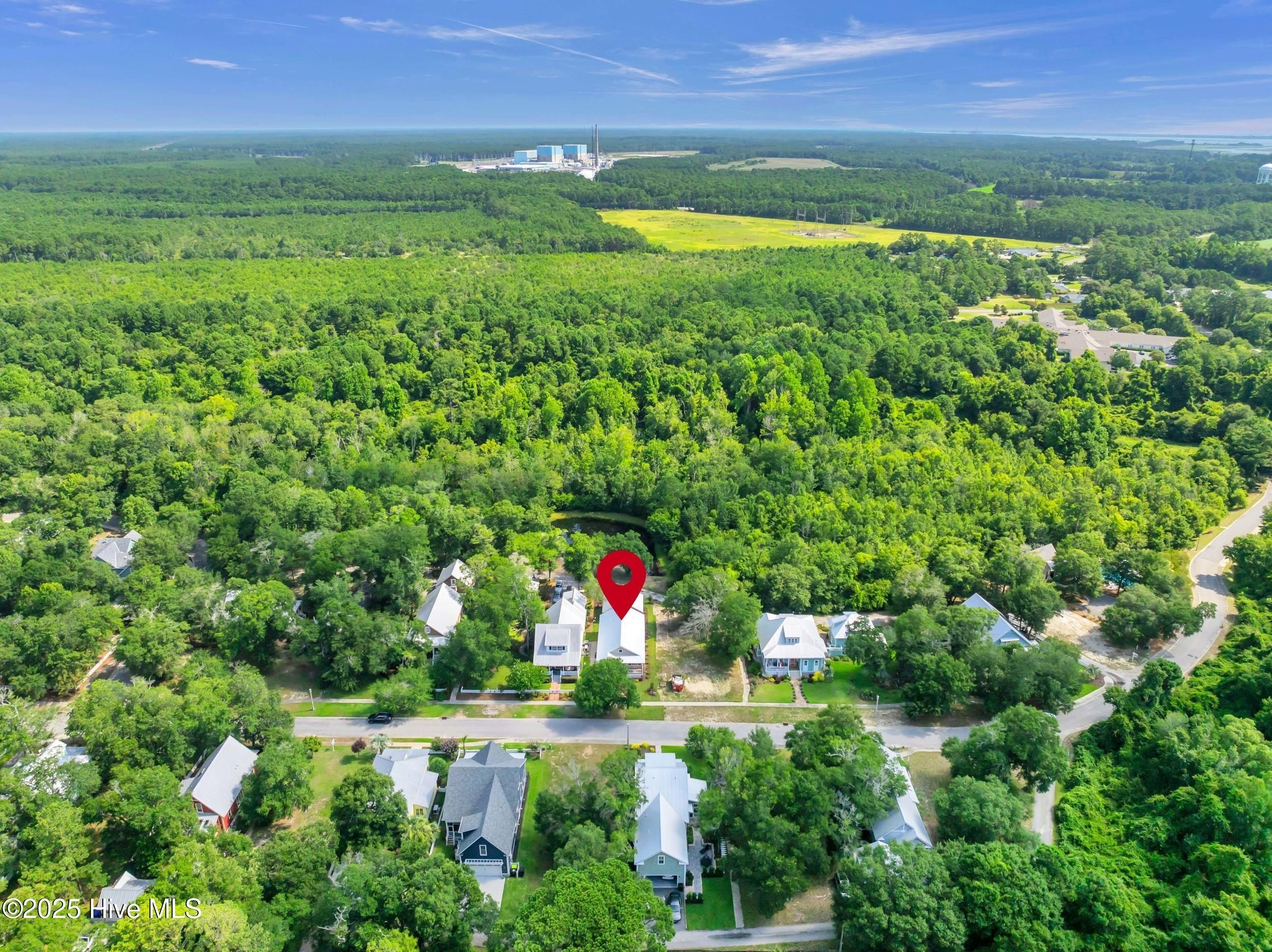 308 Fire Fly Lane. Southport, NC 28461