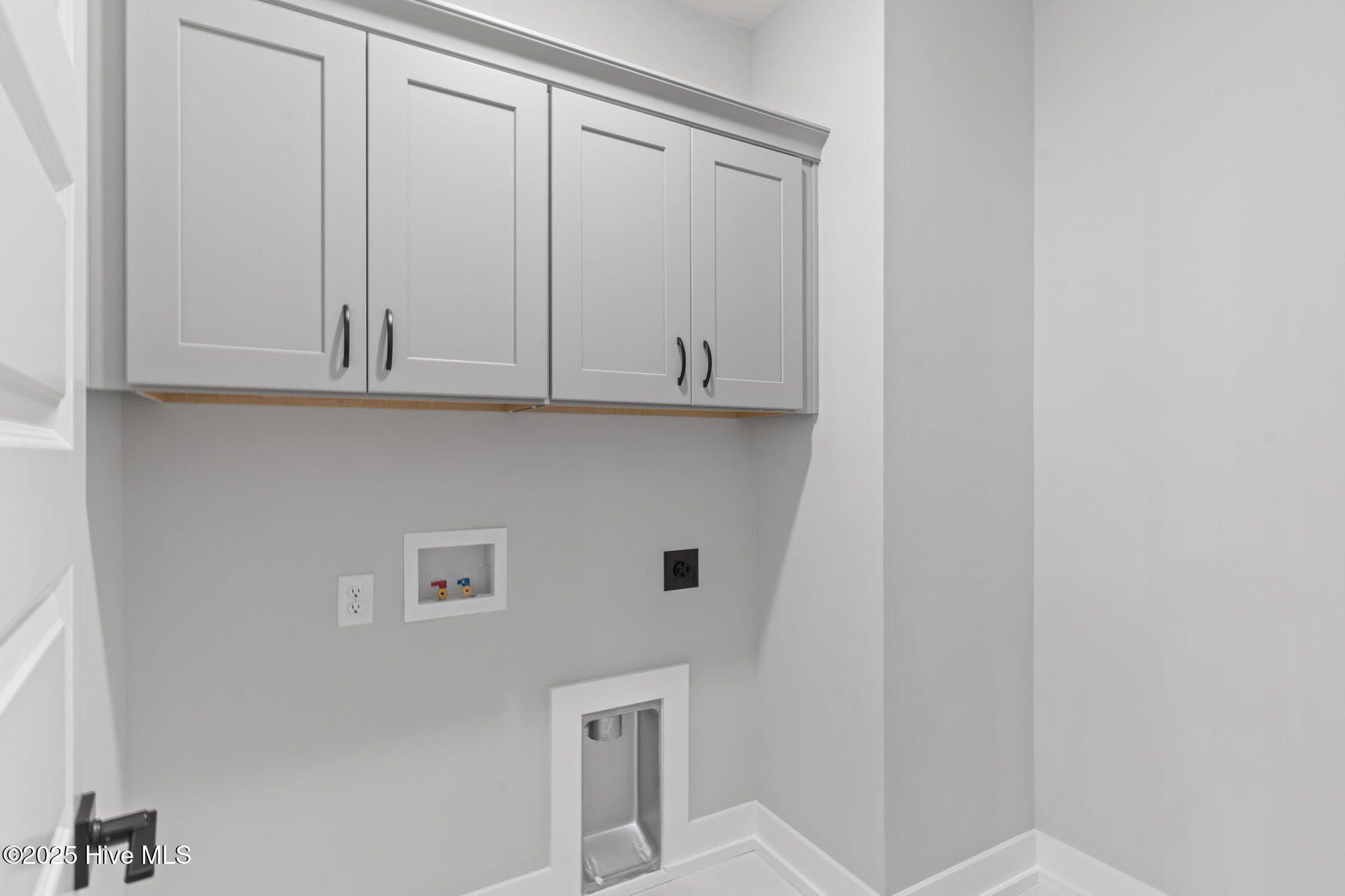 457 Raven Glen Drive. Southport, NC 28461