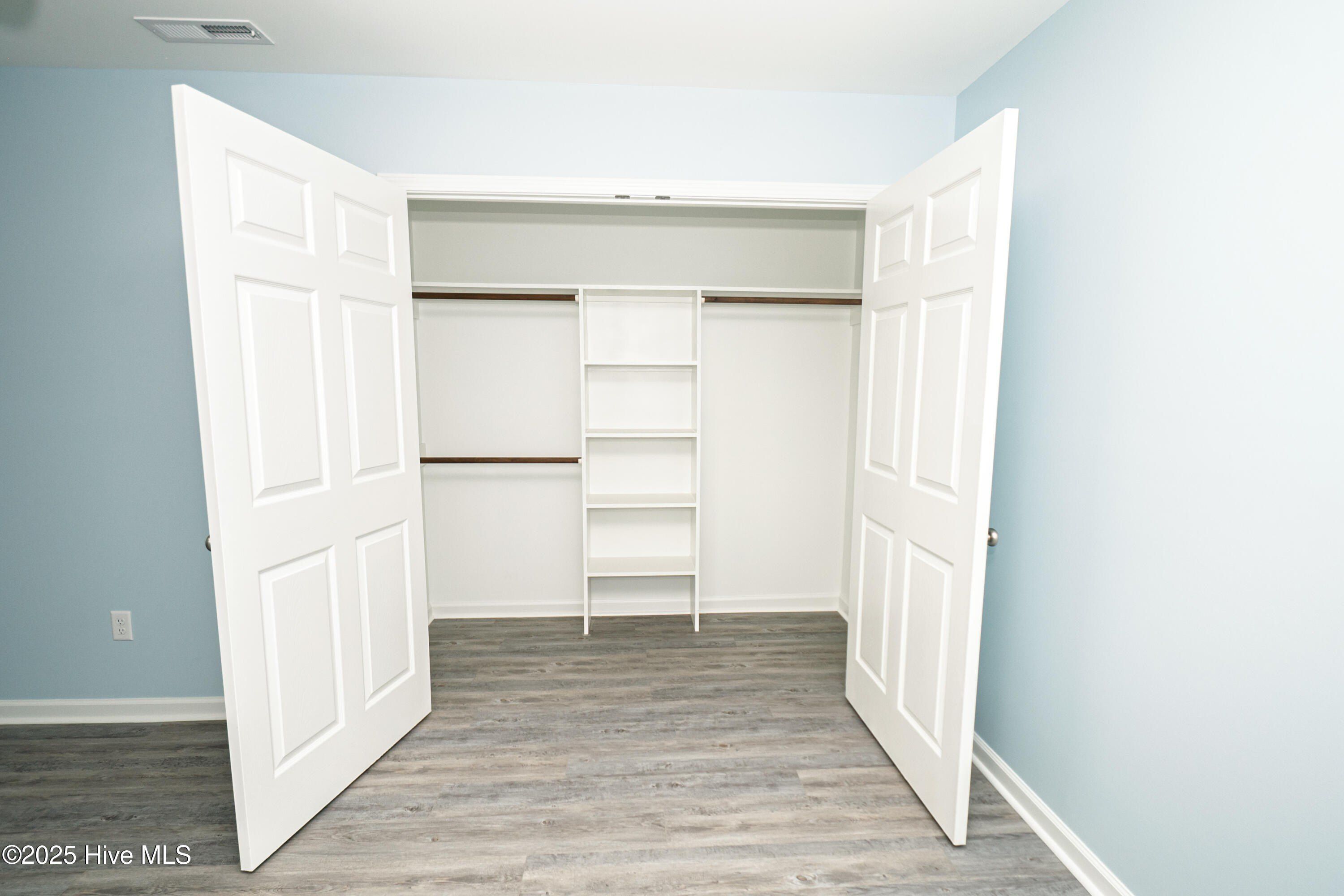 360 Oak Street. Roseboro, NC 28382