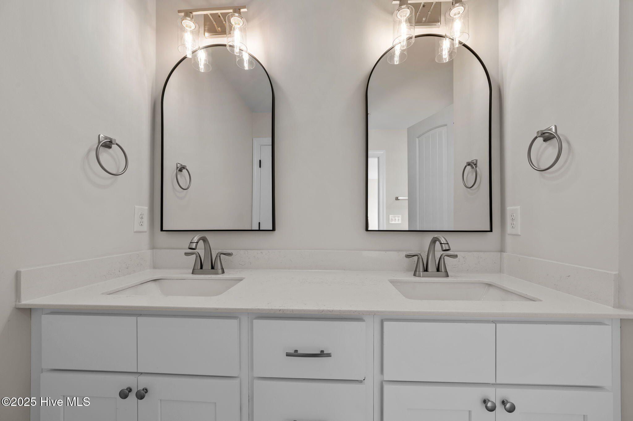 635 Abigail Taylor Drive Unit A. Greenville, NC 27834