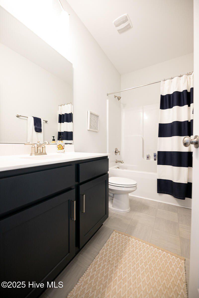 44 S Bandwheel Way Lot 33. Hampstead, NC 28443