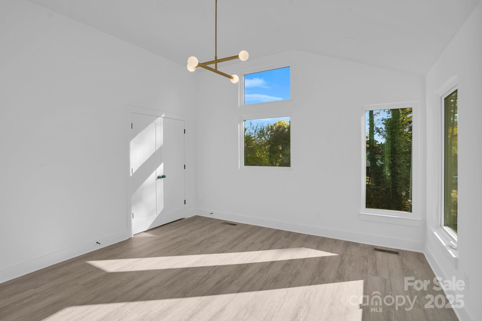 320 Auten Street. Charlotte, NC 28208