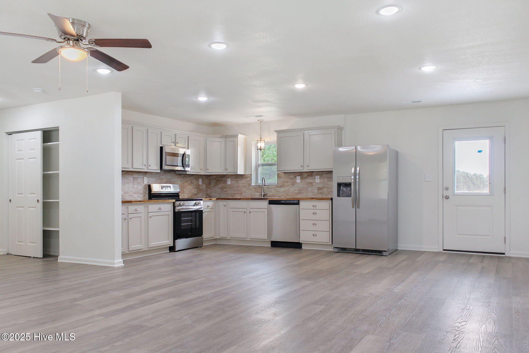 124 Shoshone Trail. Hertford, NC 27944