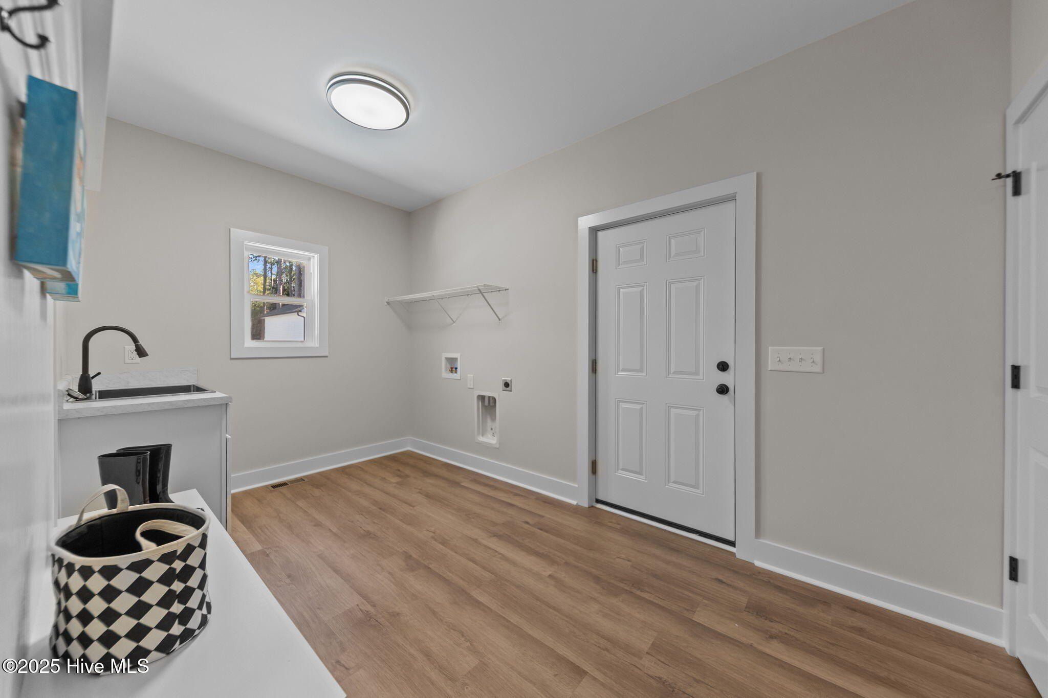 6 Pine Valley Circle. Foxfire Village, NC 27281