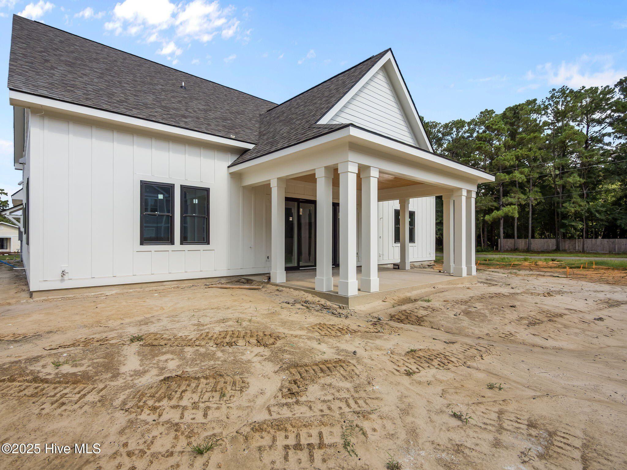 207 Club Point Drive. Cape Carteret, NC 28584