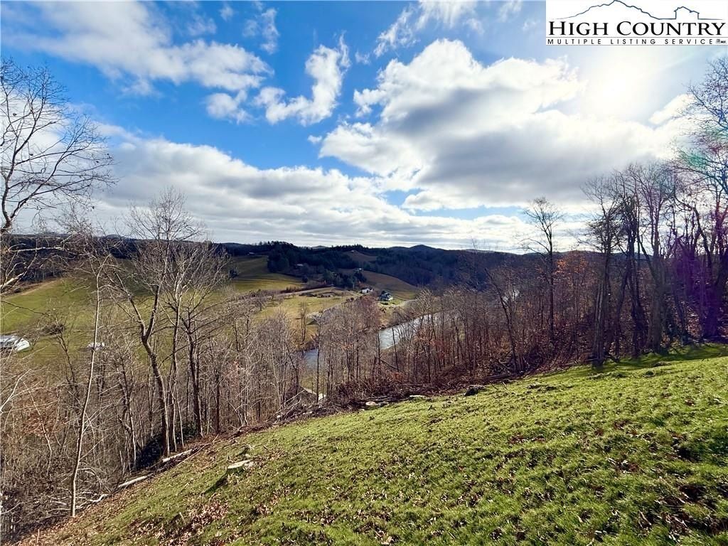 310 Autumn Run Road. West Jefferson, NC 28694