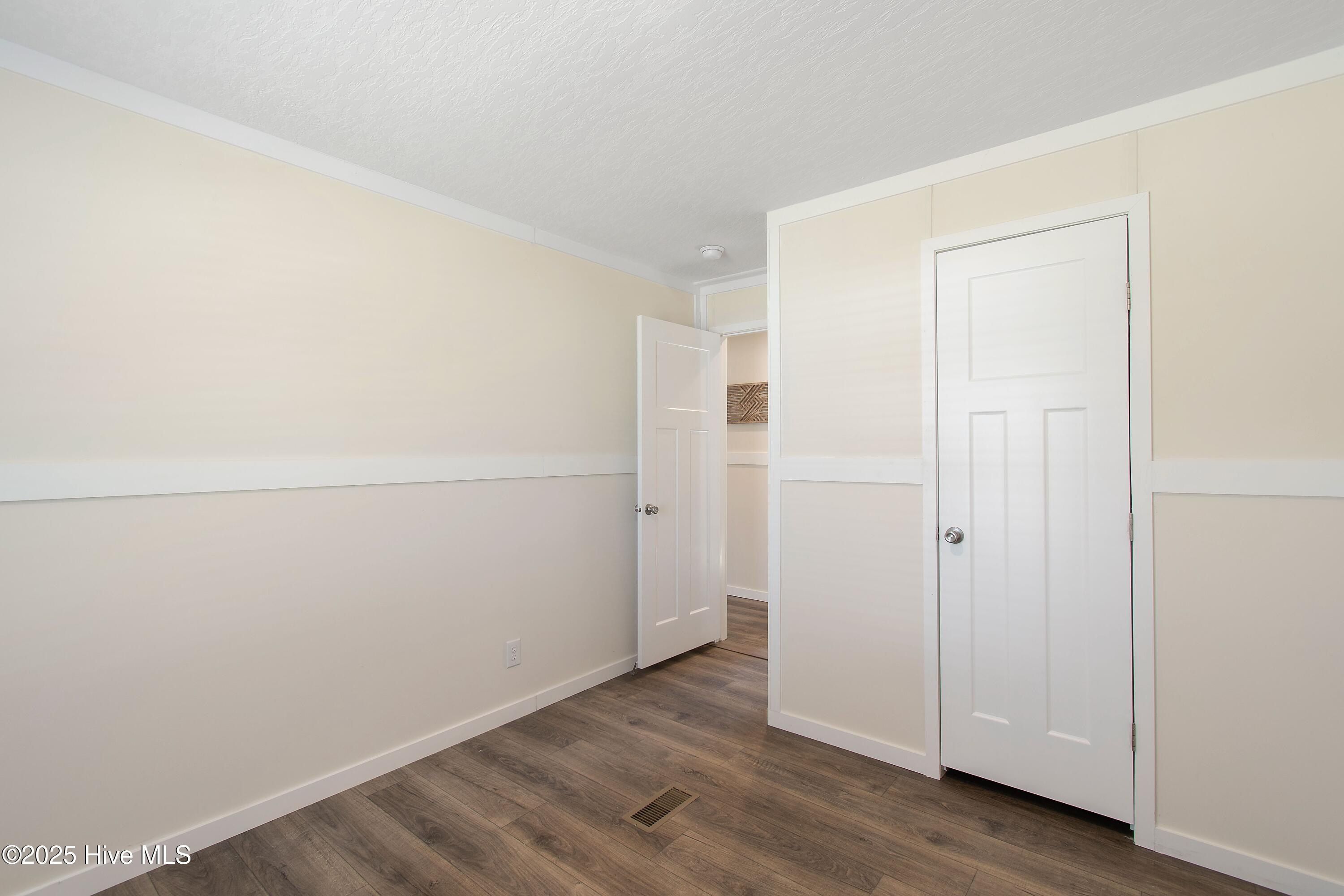 6801 Lewis Drive Se. Winnabow, NC 28479