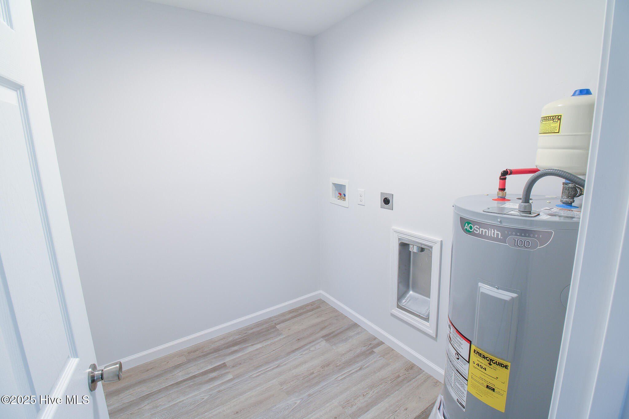 729 Tracy Road. Deep Run, NC 28525