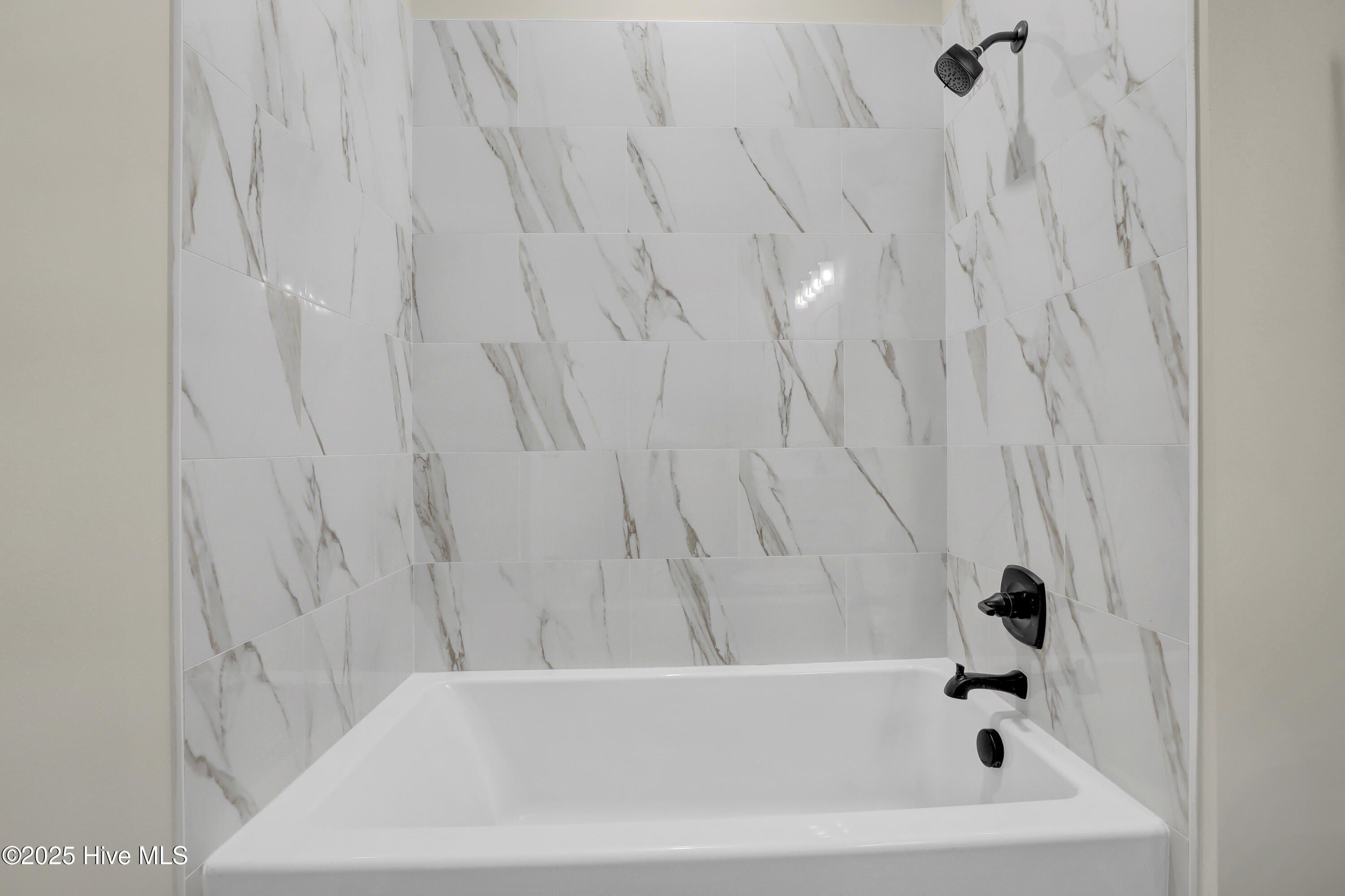 210 E Ridge Court. Jacksonville, NC 28540