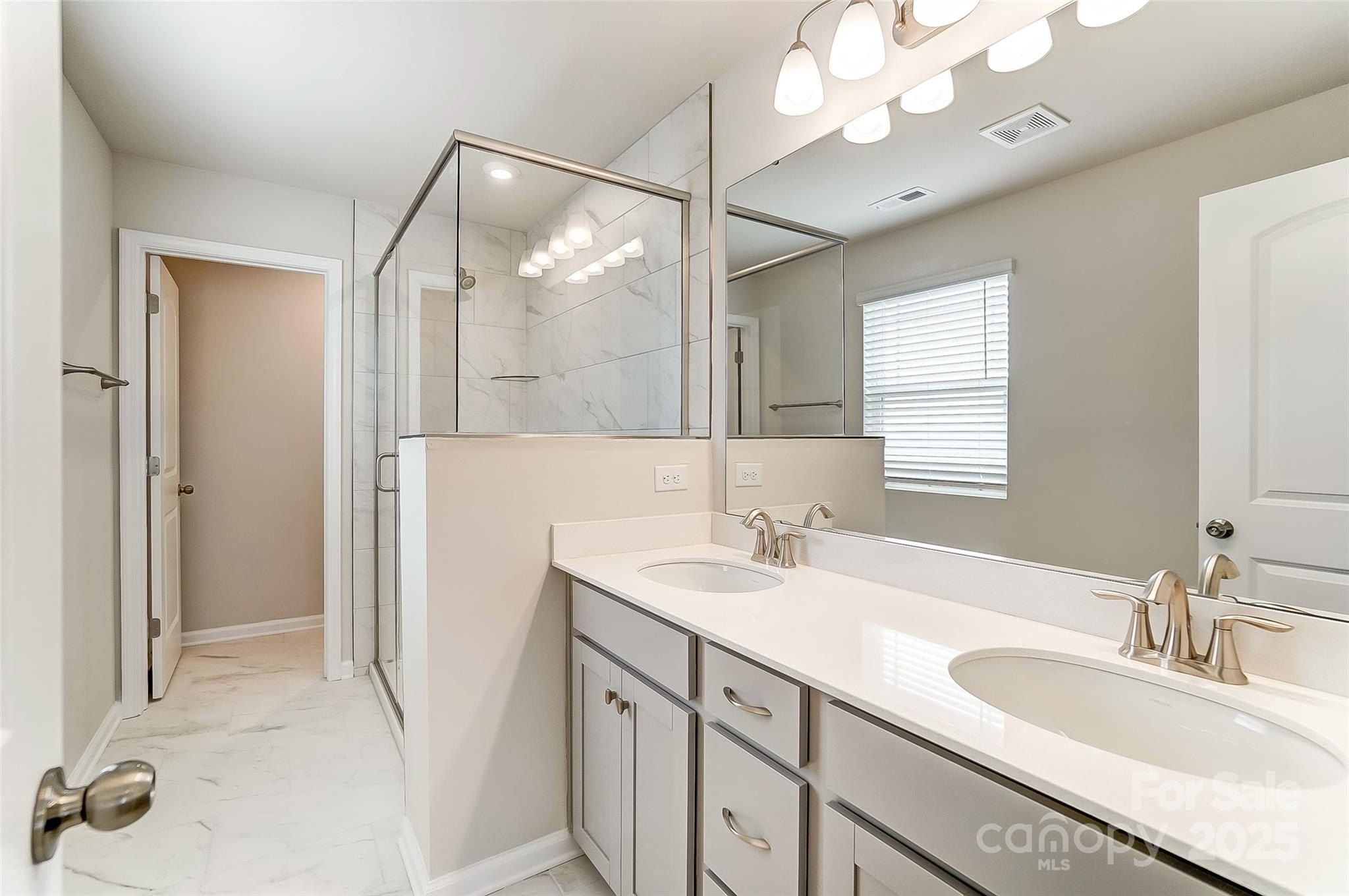 3922 Cheyney Park Drive. Charlotte, NC 28269