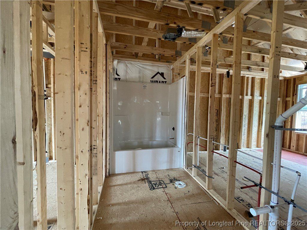 5036 Boxcut Lane. Hope Mills, NC 28348