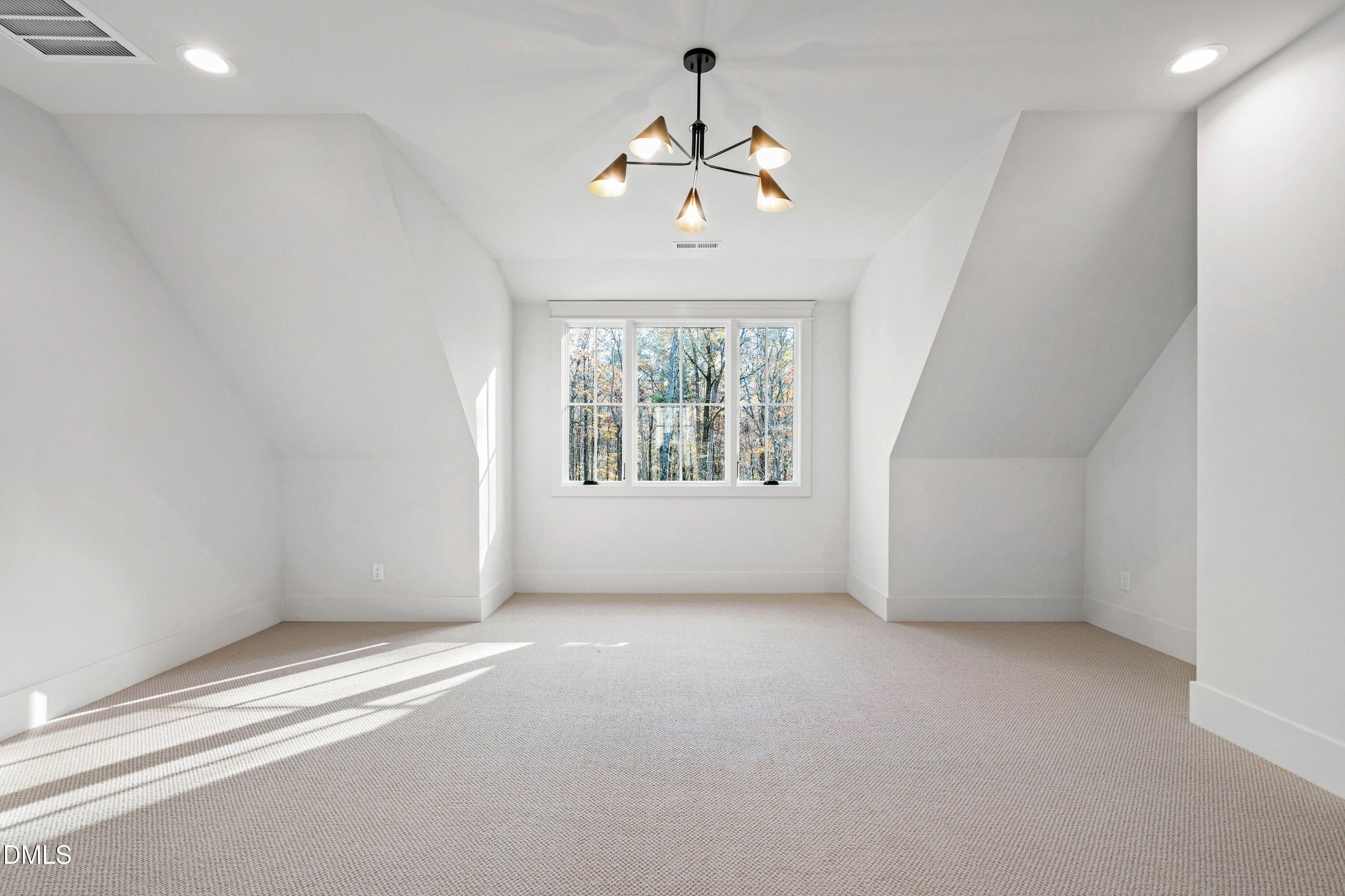 190 Clementine Way. Chapel Hill, NC 27516