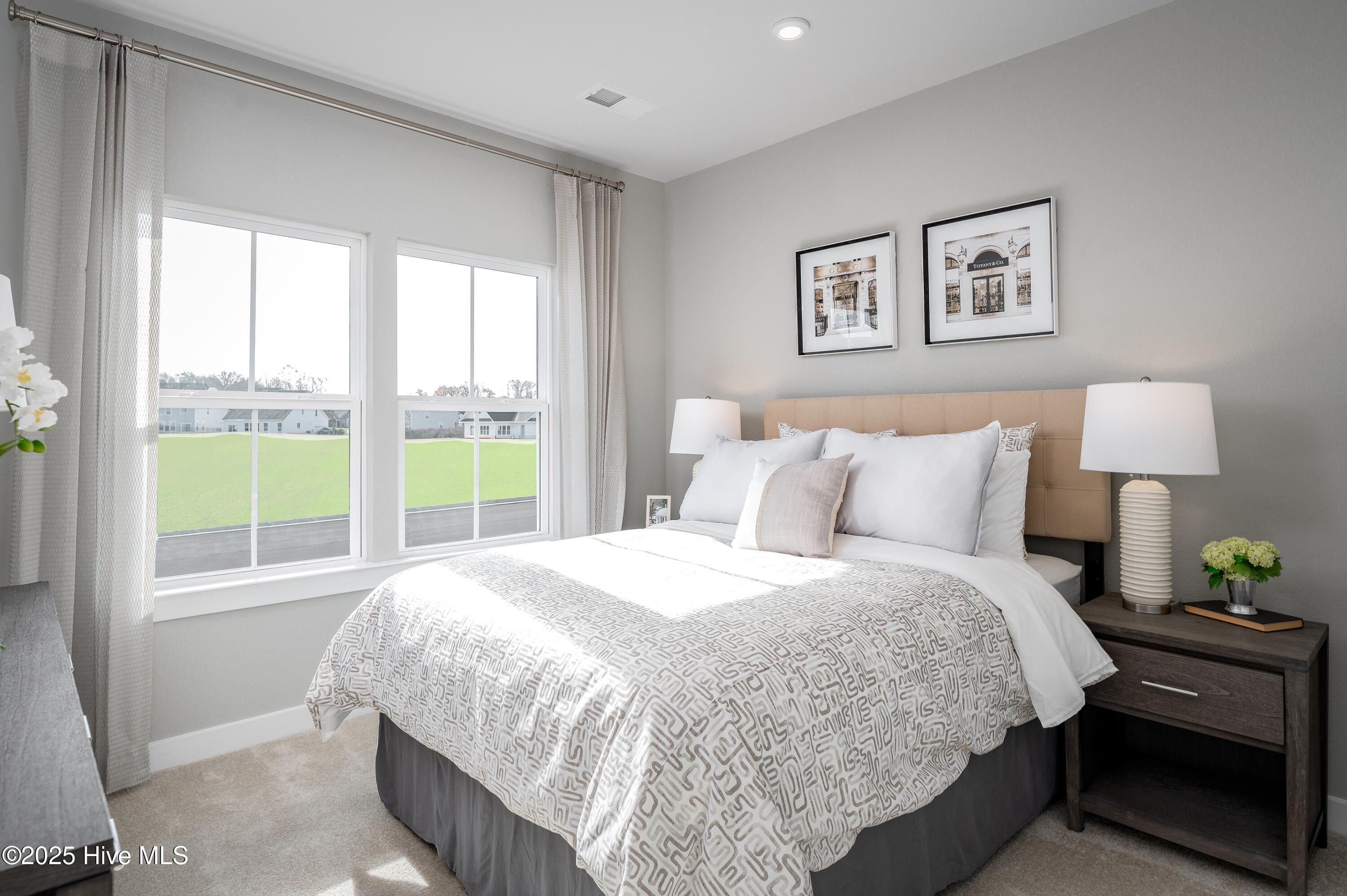 4016 Farmfield Drive. Navassa, NC 28451