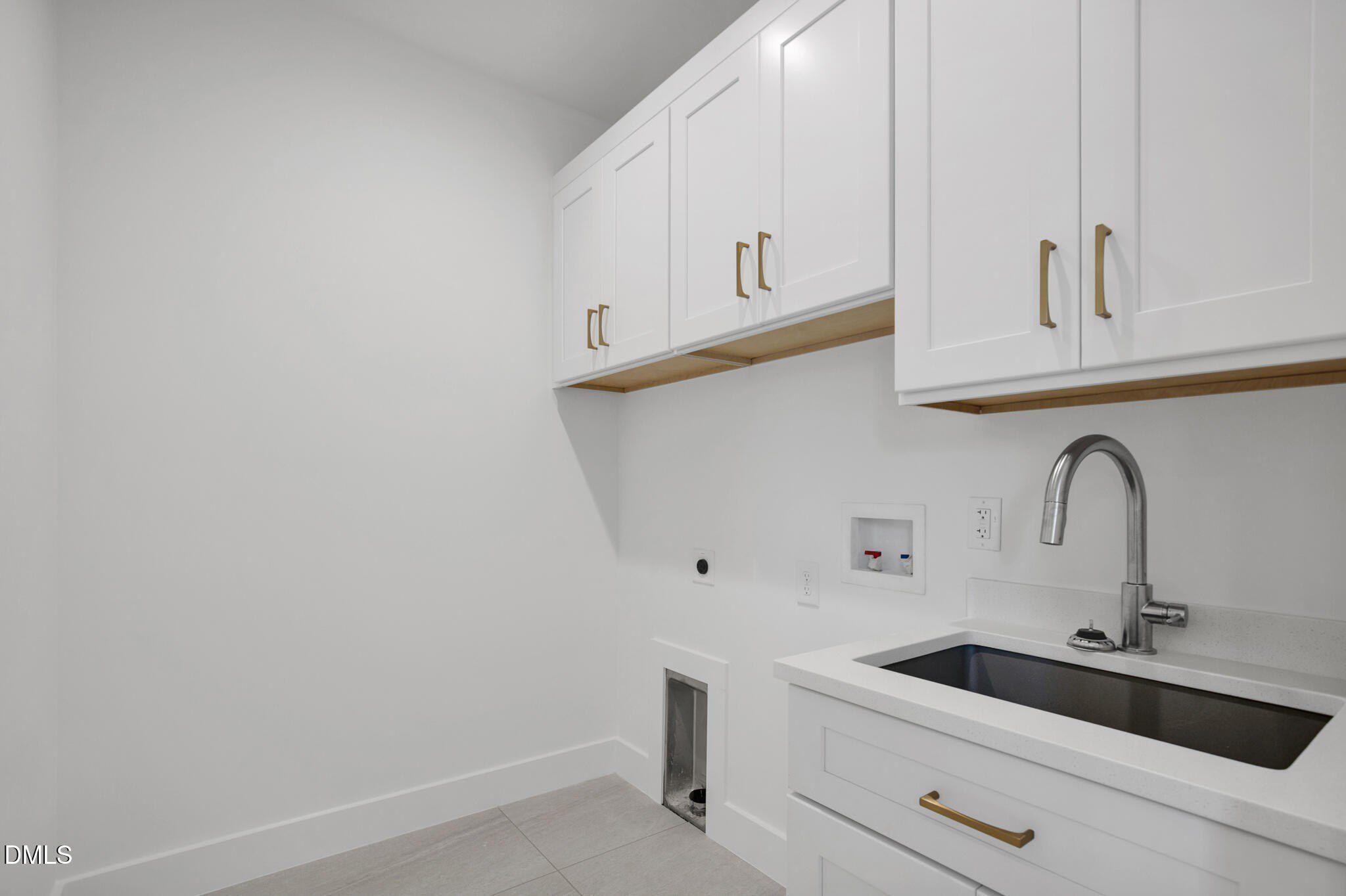 201 E Winmore Avenue. Chapel Hill, NC 27516