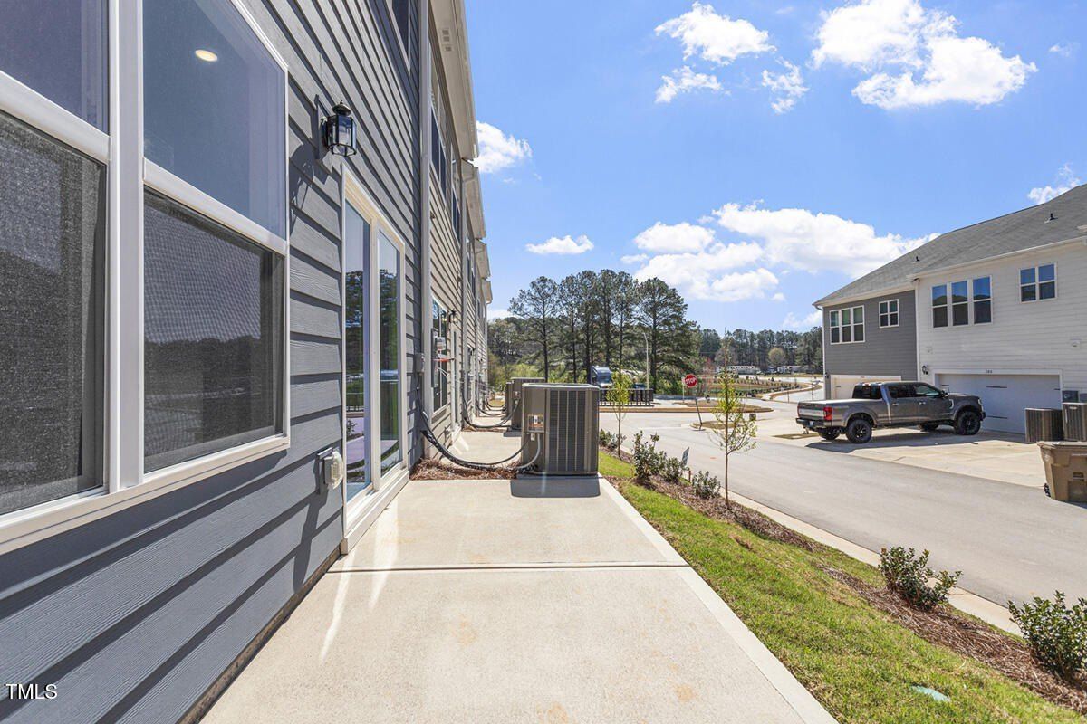 119 Central Townes Way Unit 301. Raleigh, NC 27603