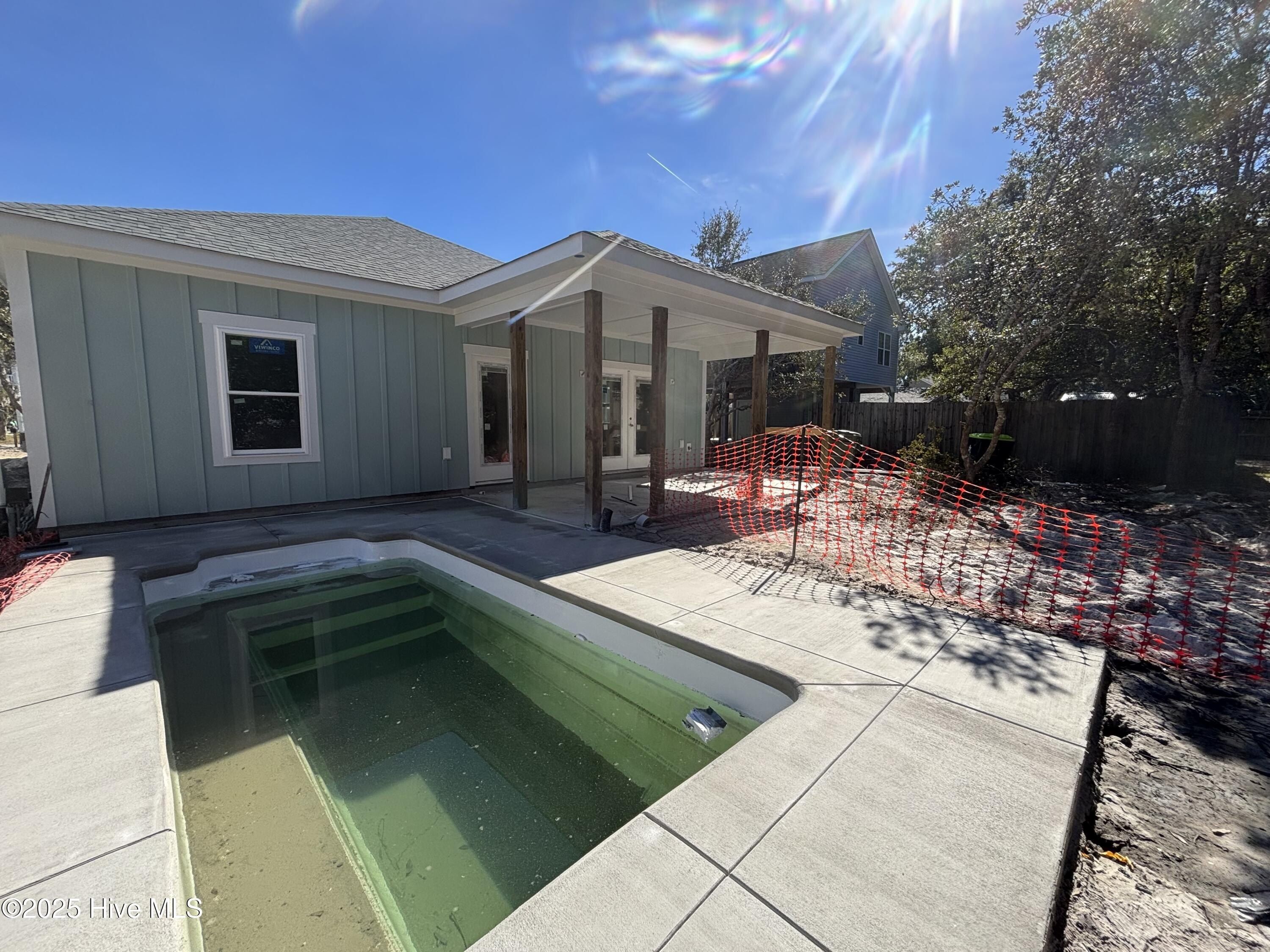 163 Nw 4Th Street Lot 36. Oak Island, NC 28465