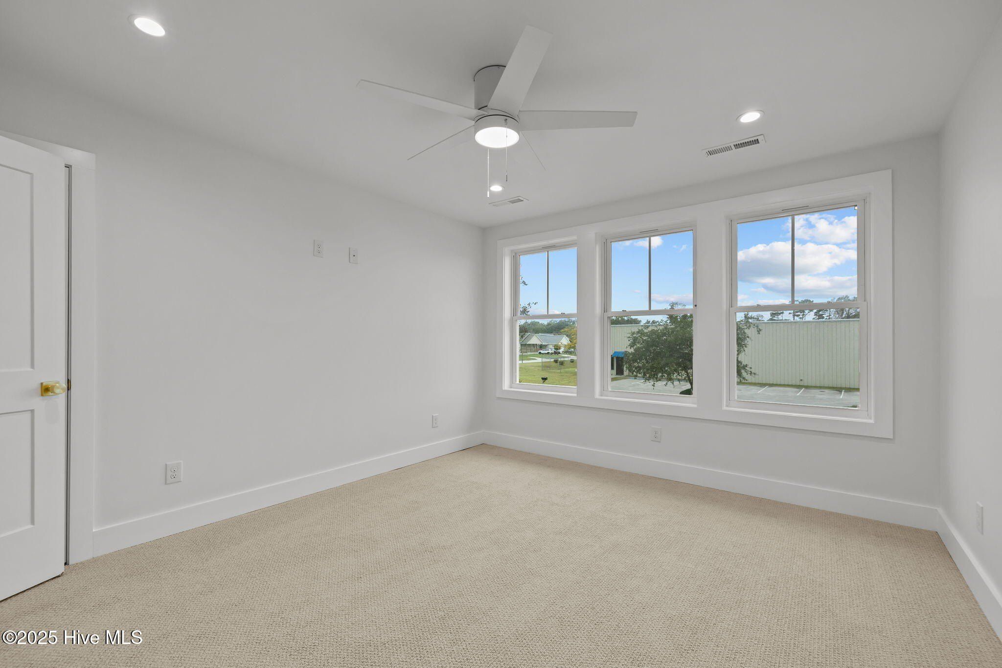 504 N 25Th Street. Morehead City, NC 28557