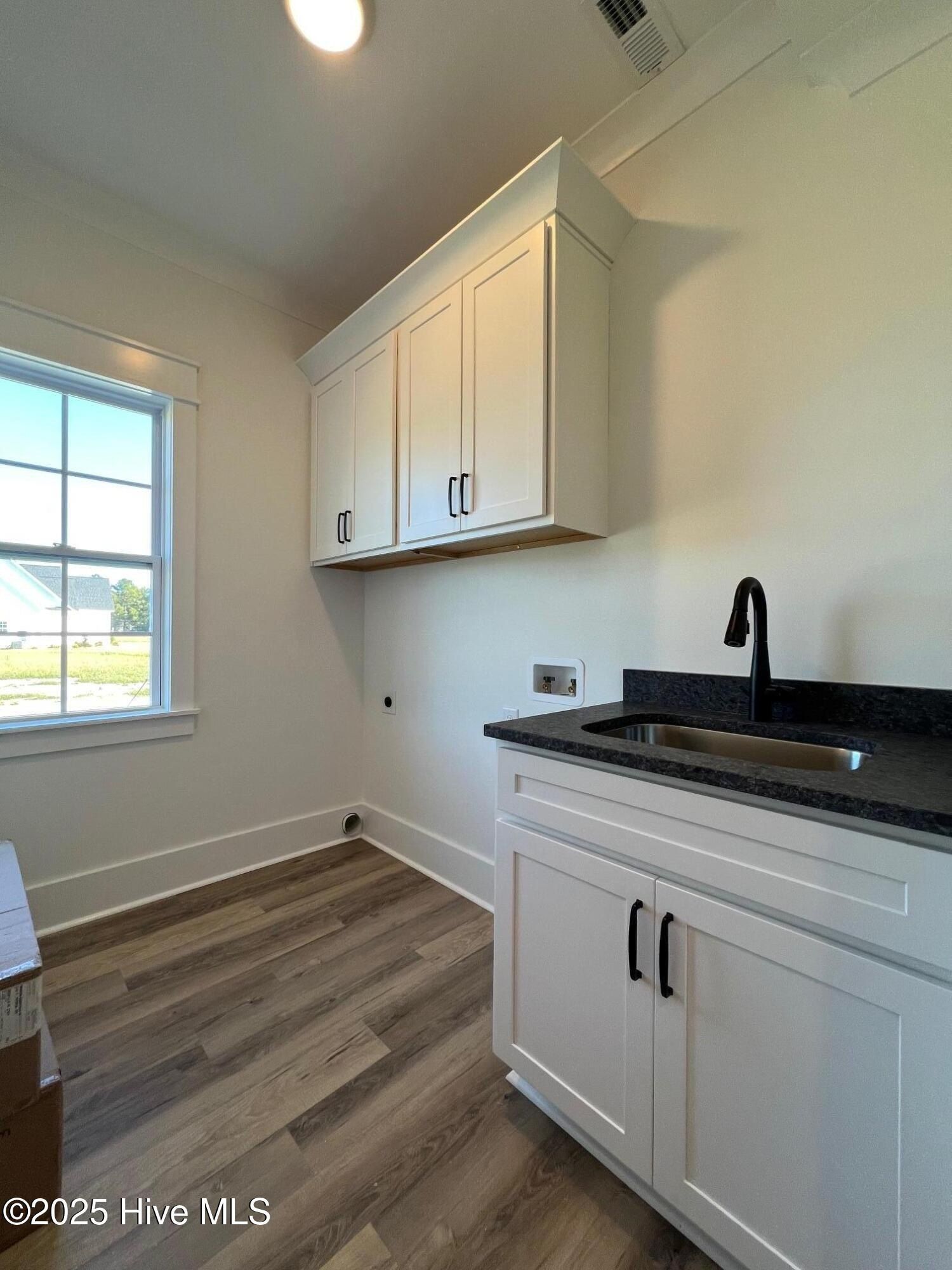 2856 Bates Branch Way Lot 5. Grimesland, NC 27837