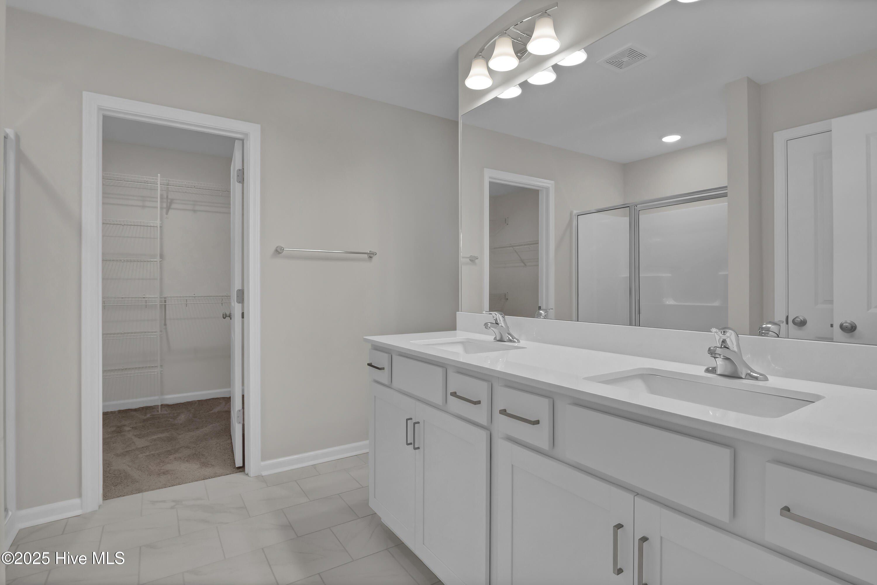 809 Red Sky Drive Ne. Winnabow, NC 28479