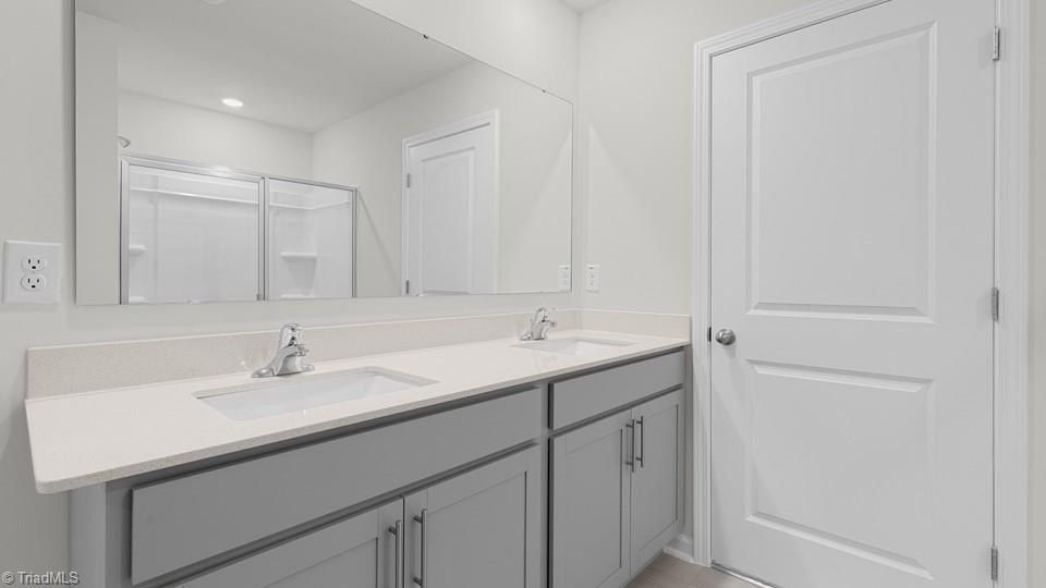 1376 Lansdowne Drive. Mebane, NC 27302