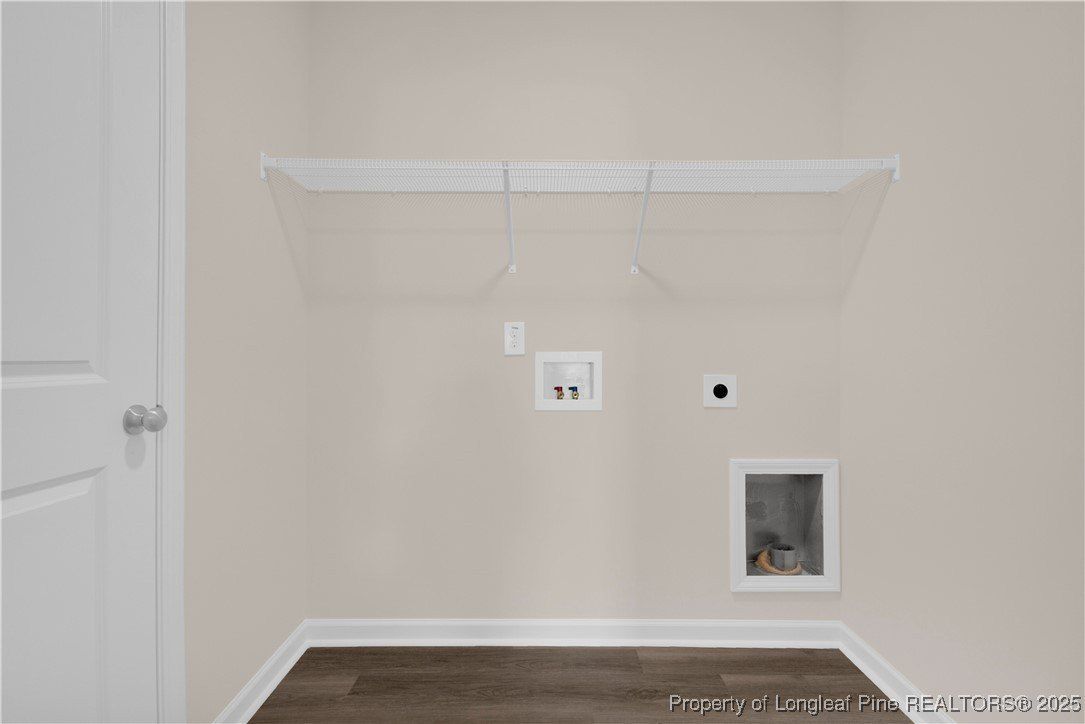 2137 Purebred Circle. Hope Mills, NC 28348