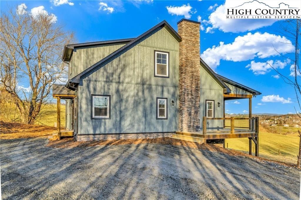 553 Graybeal Calloway Drive. Jefferson, NC 28640