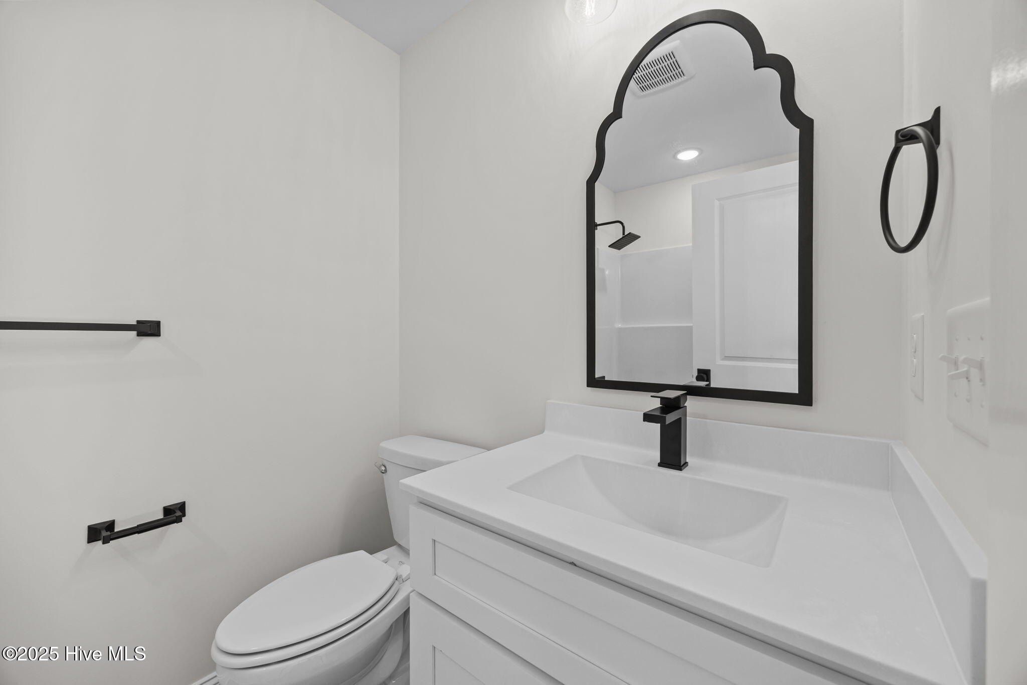 506 Teversham Court. Winterville, NC 28590