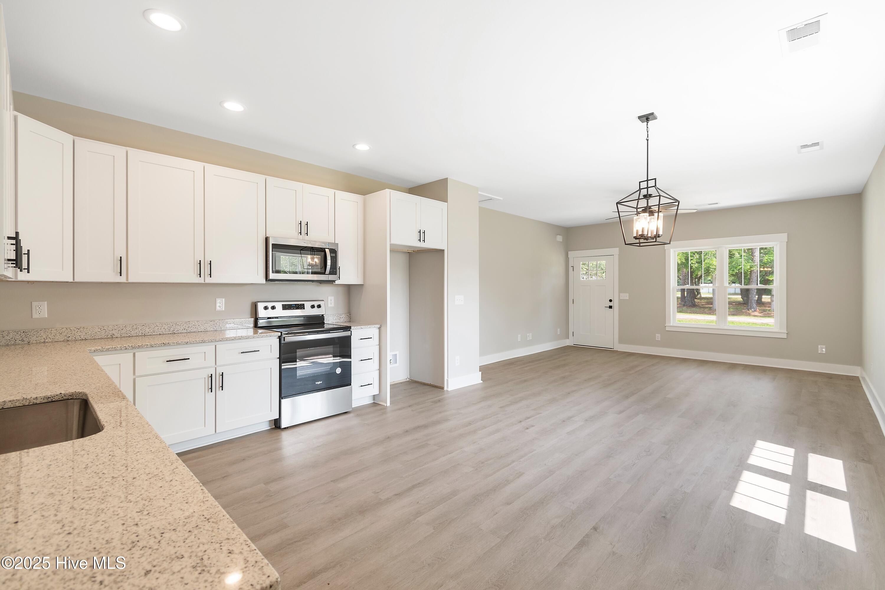 949 Lower County Street Sw. Calabash, NC 28467