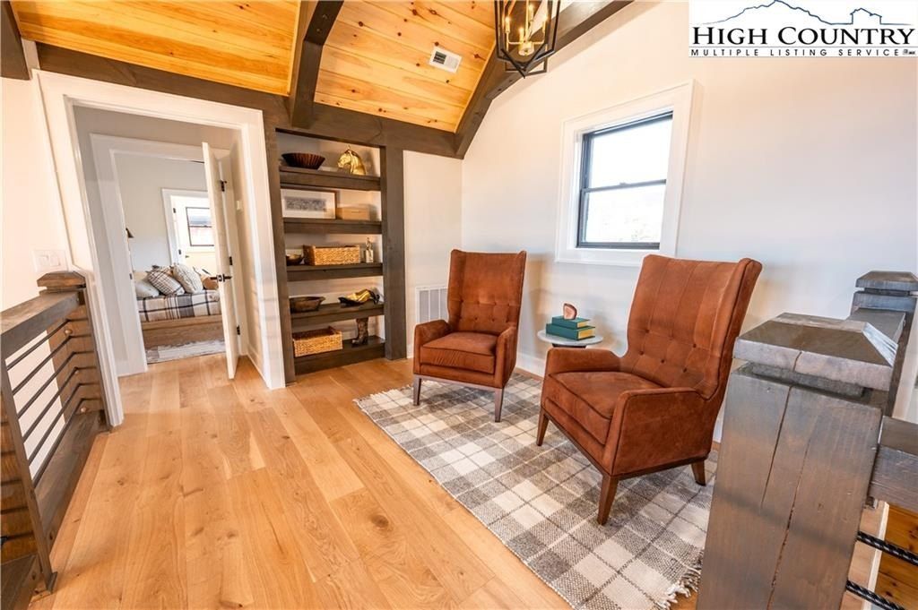 617 Eagle Creek Trail. Banner Elk, NC 28604