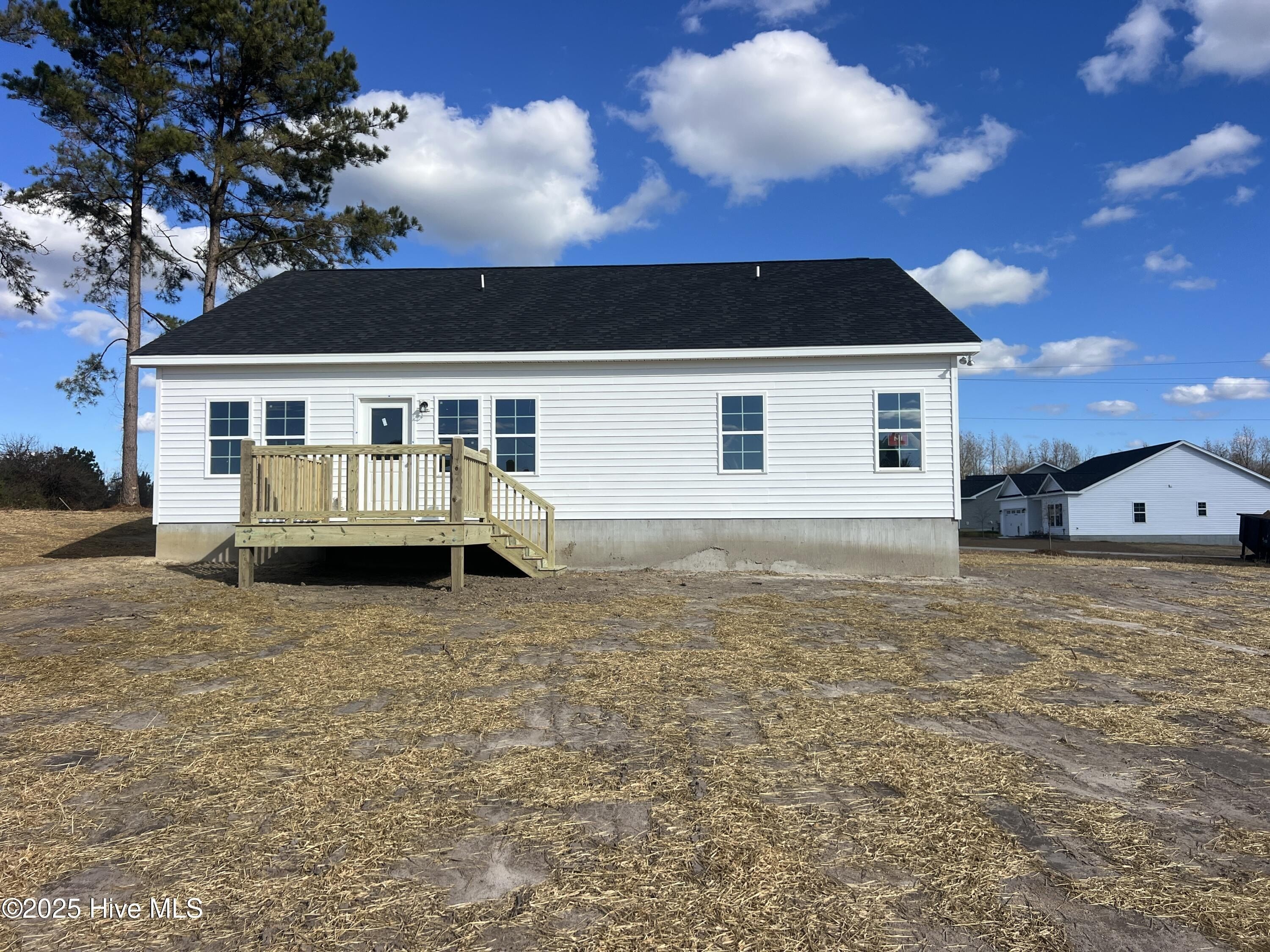 238 Deer Haven Drive. Richlands, NC 28574