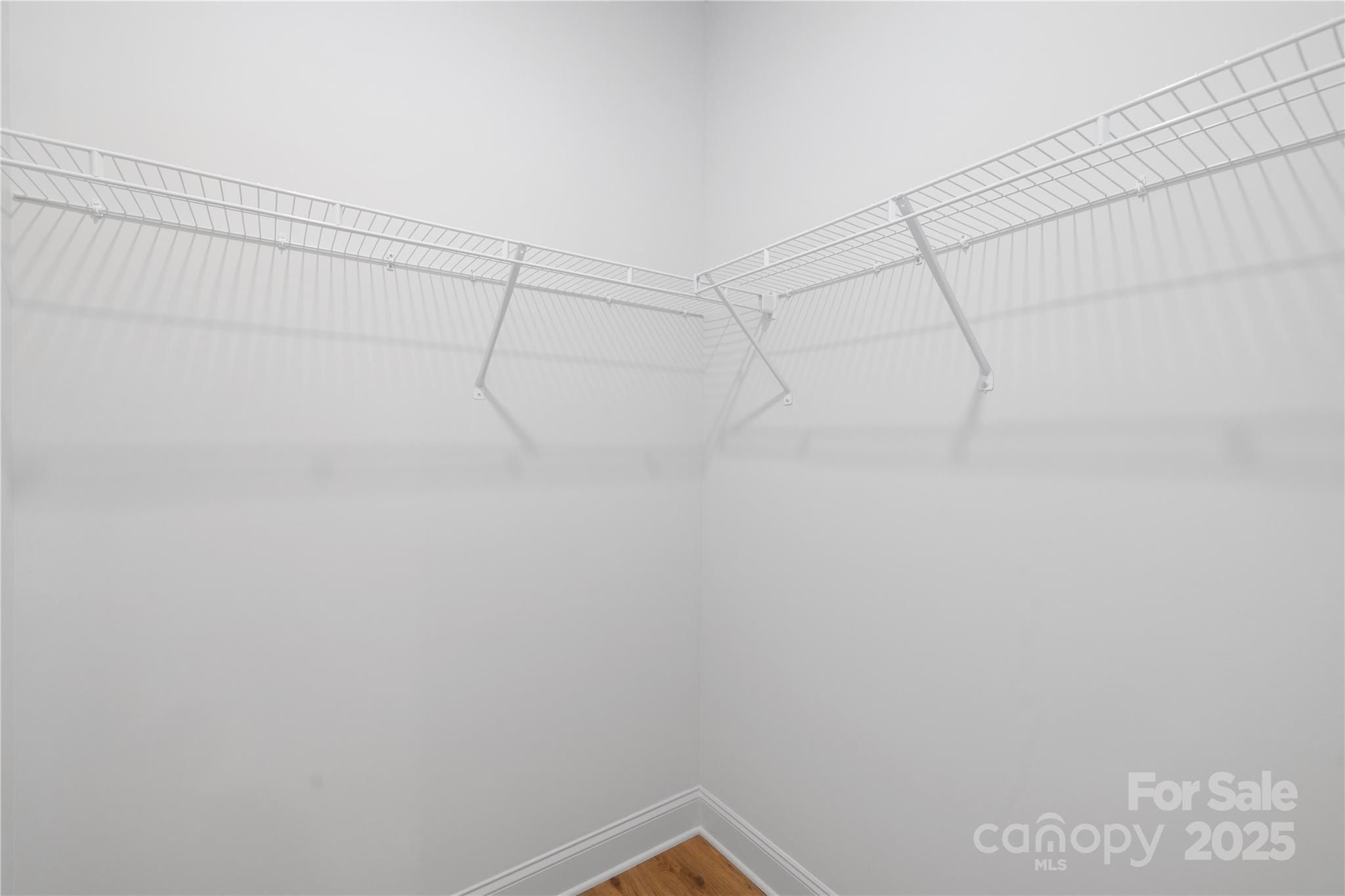 521525 N Linwood Avenue. Charlotte, NC 28216