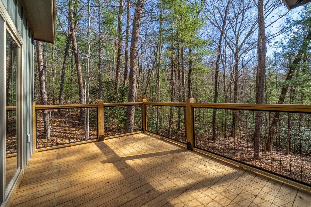 397 Kennelly Loop. Murphy, NC 28906