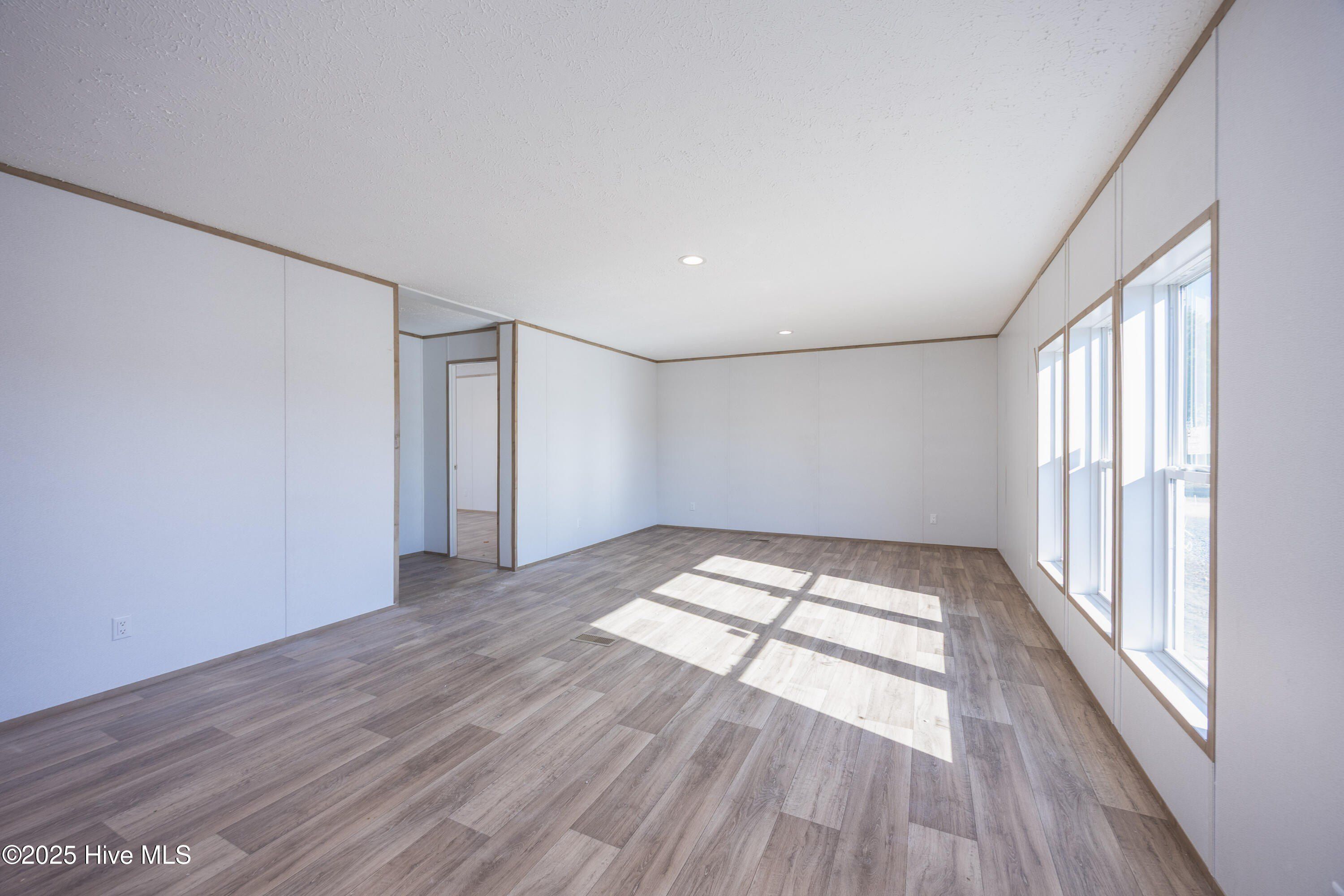 30 Butler Lakes Lane. Clinton, NC 28328