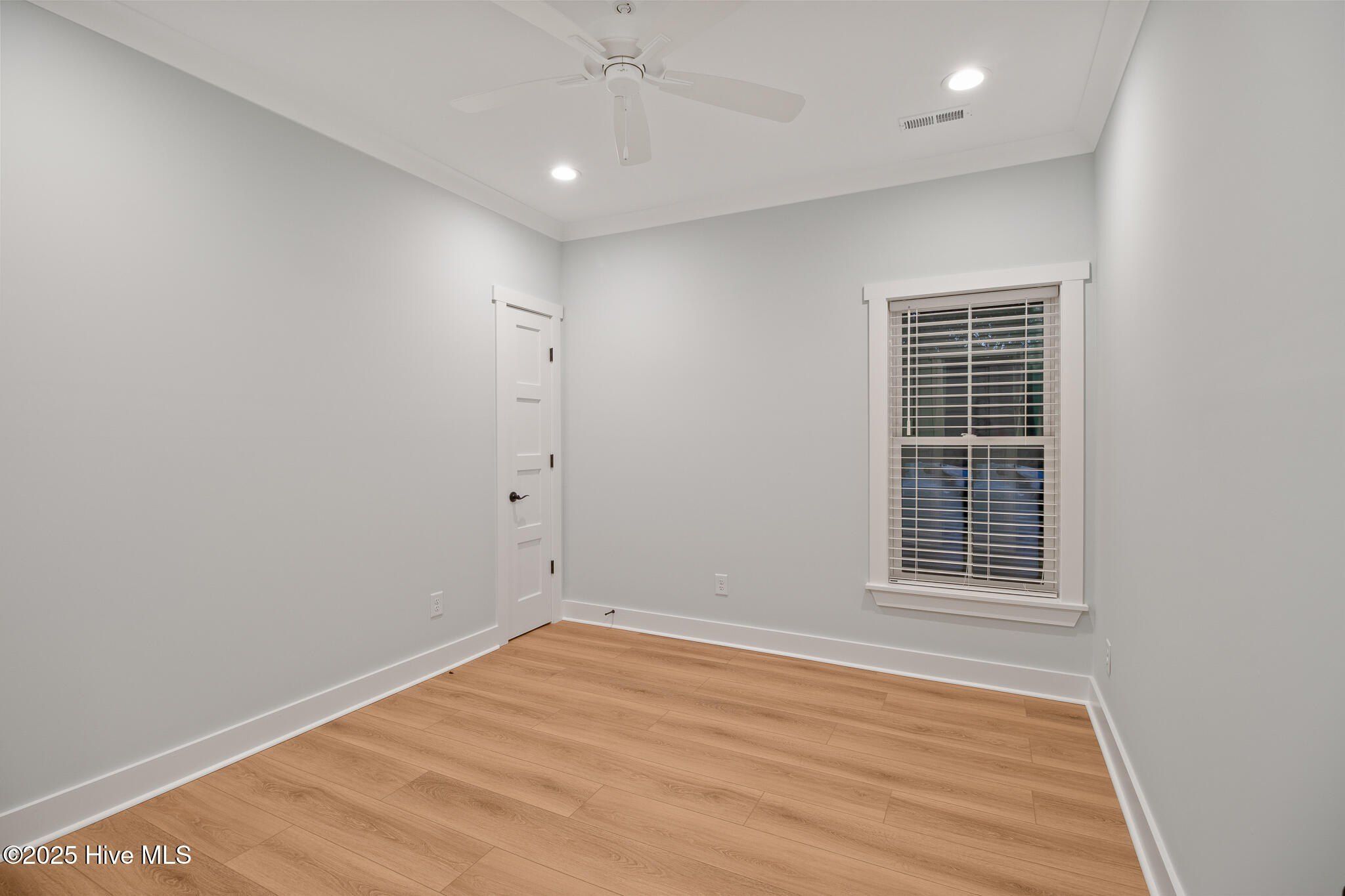 3804 Emerald Drive. Emerald Isle, NC 28594