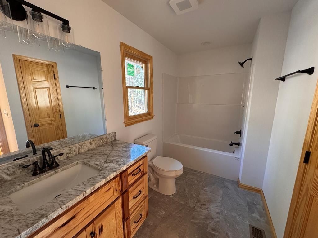 164 Shadow Lane. Murphy, NC 28906