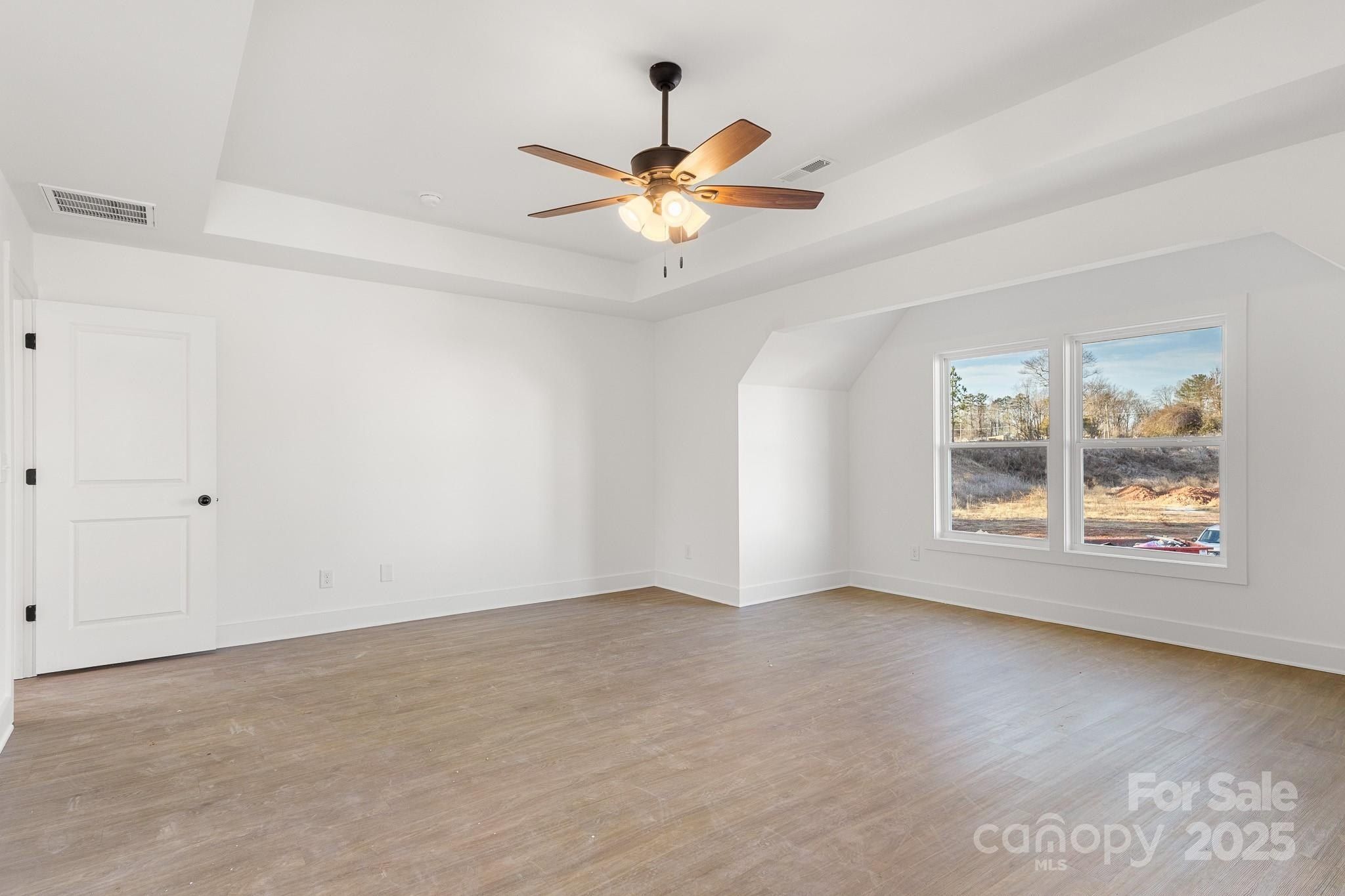 123 Indian Wells Court. Harmony, NC 28634