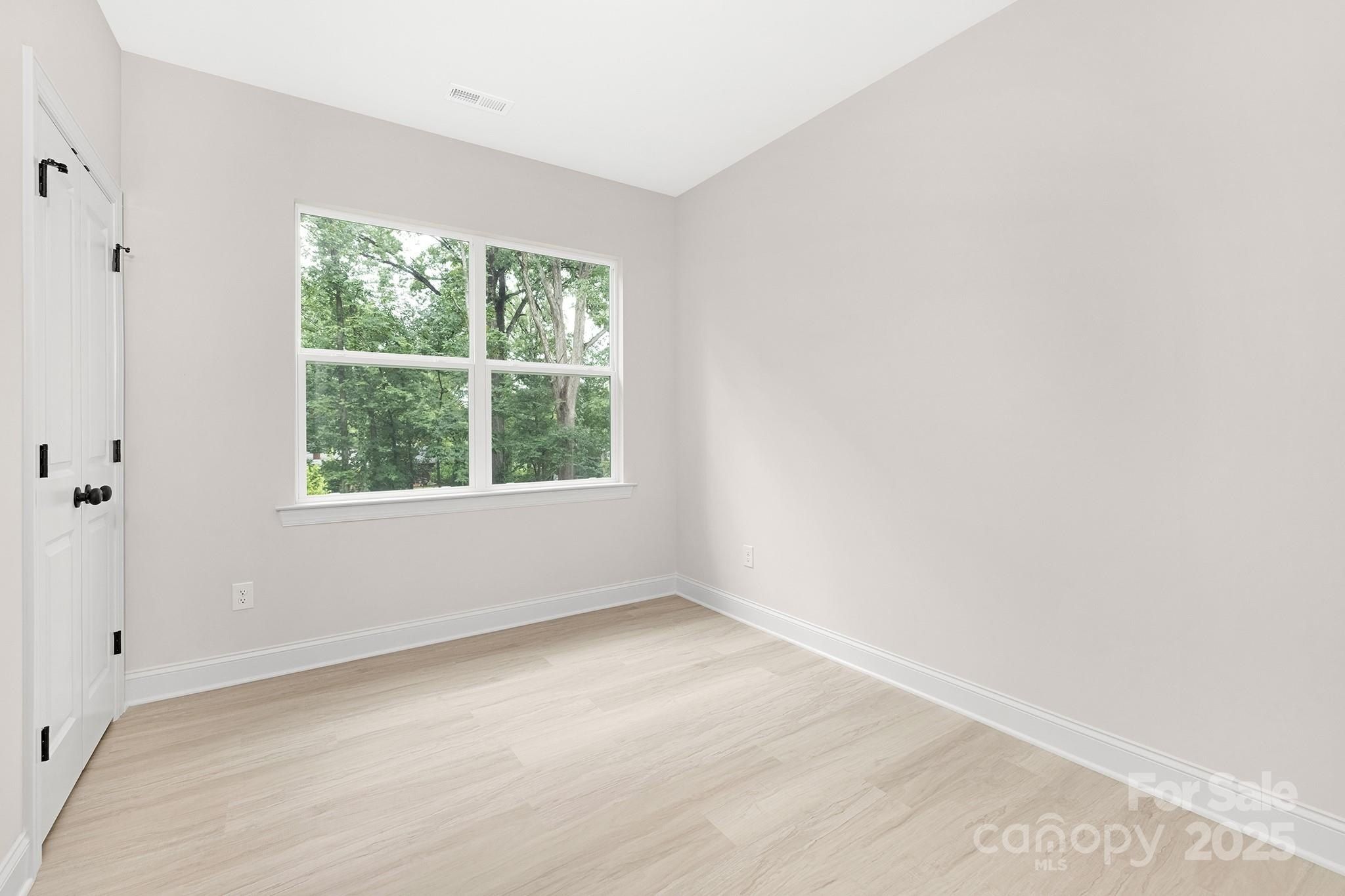 4015 Oakdale Road. Charlotte, NC 28216