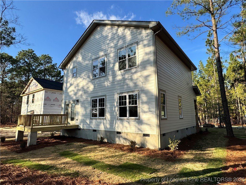 506 Bald Eagle Drive. Vass, NC 28394