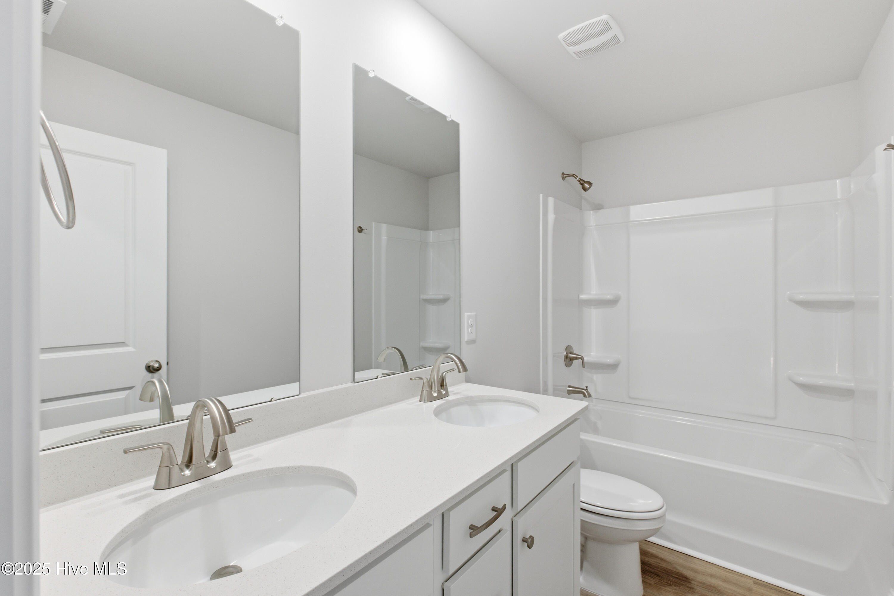 903 Red Sail Road. New Bern, NC 28560