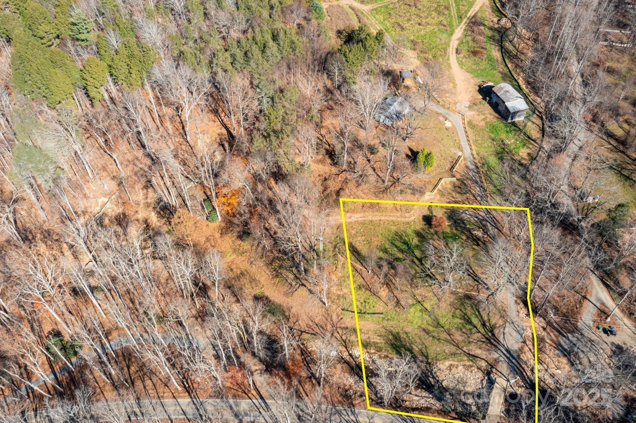 190 Blackberry Inn Road Unit 1. Weaverville, NC 28787