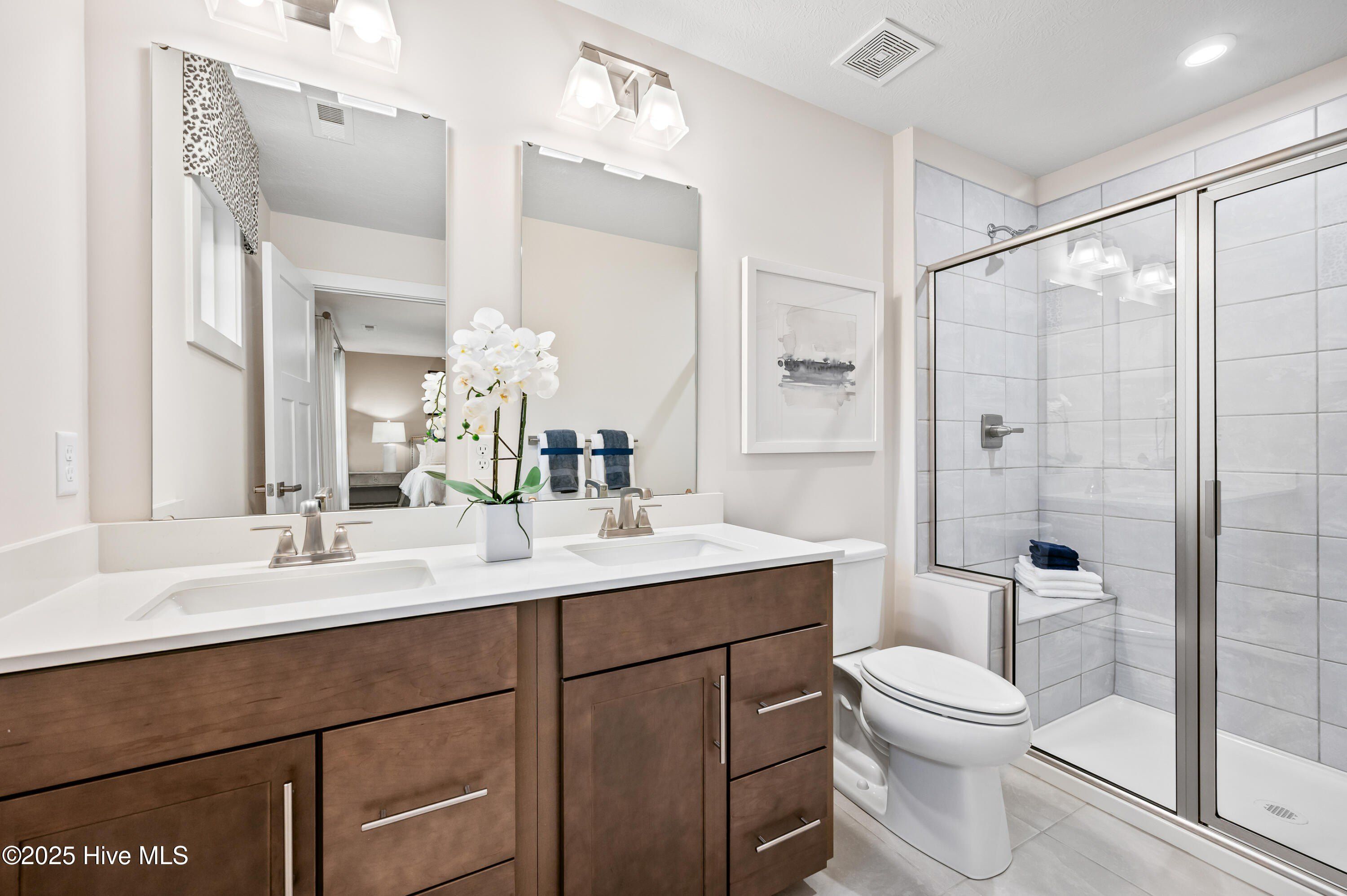 4125 Farmfield Drive. Navassa, NC 28451